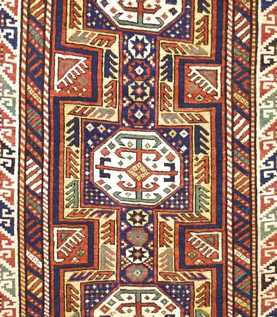 Caucasien Tapis ancien caucasien Kuba 4'6