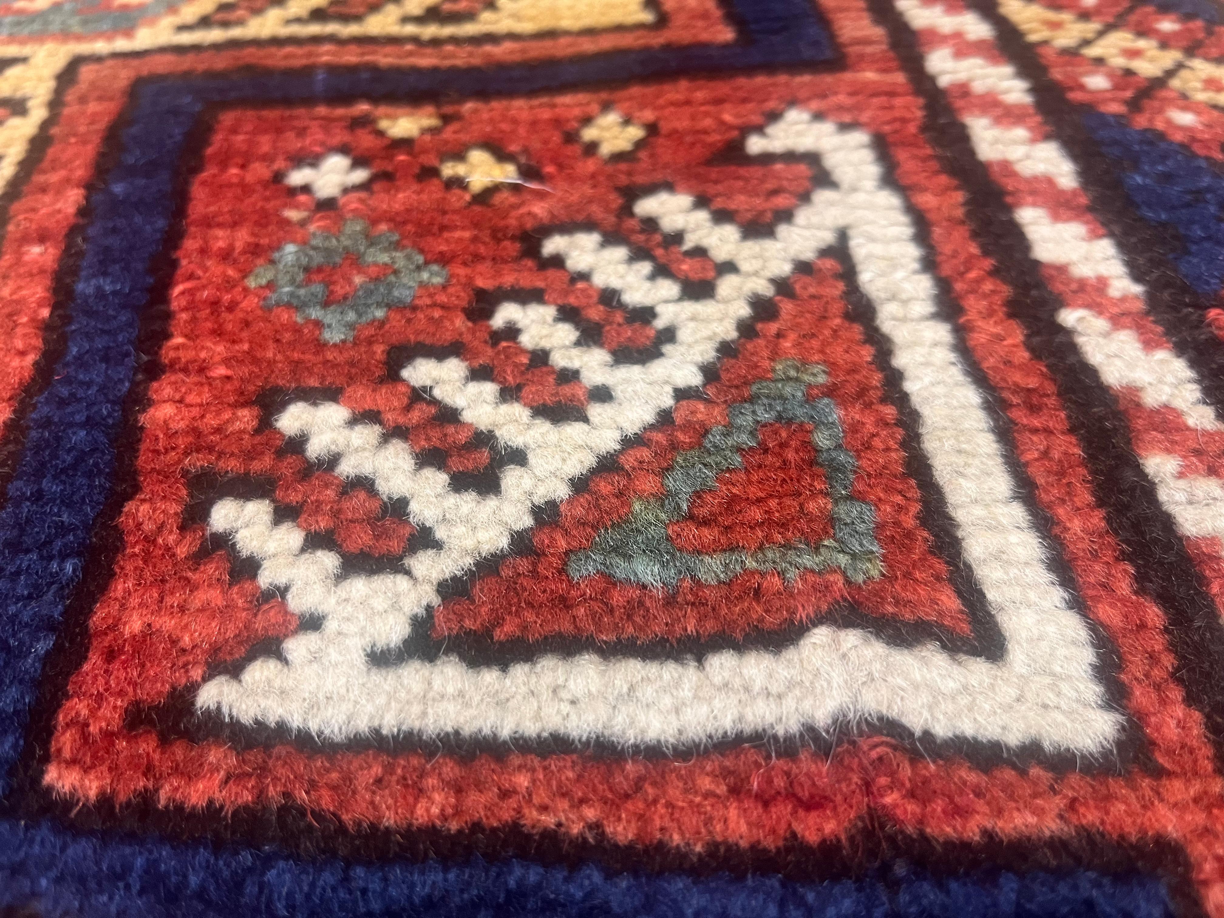 XIXe siècle Tapis ancien caucasien Kuba 4'6