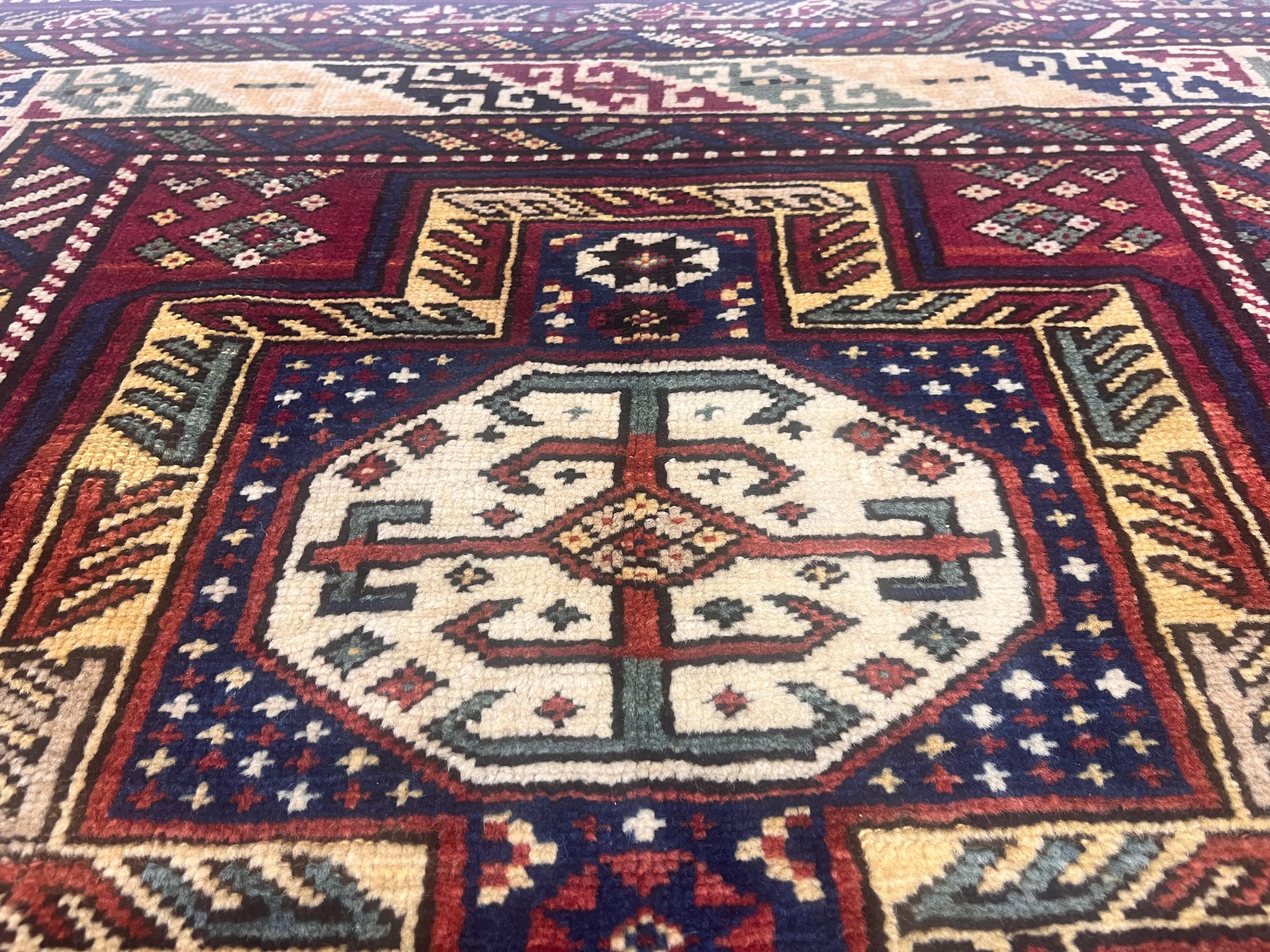 Tapis ancien caucasien Kuba 4'6