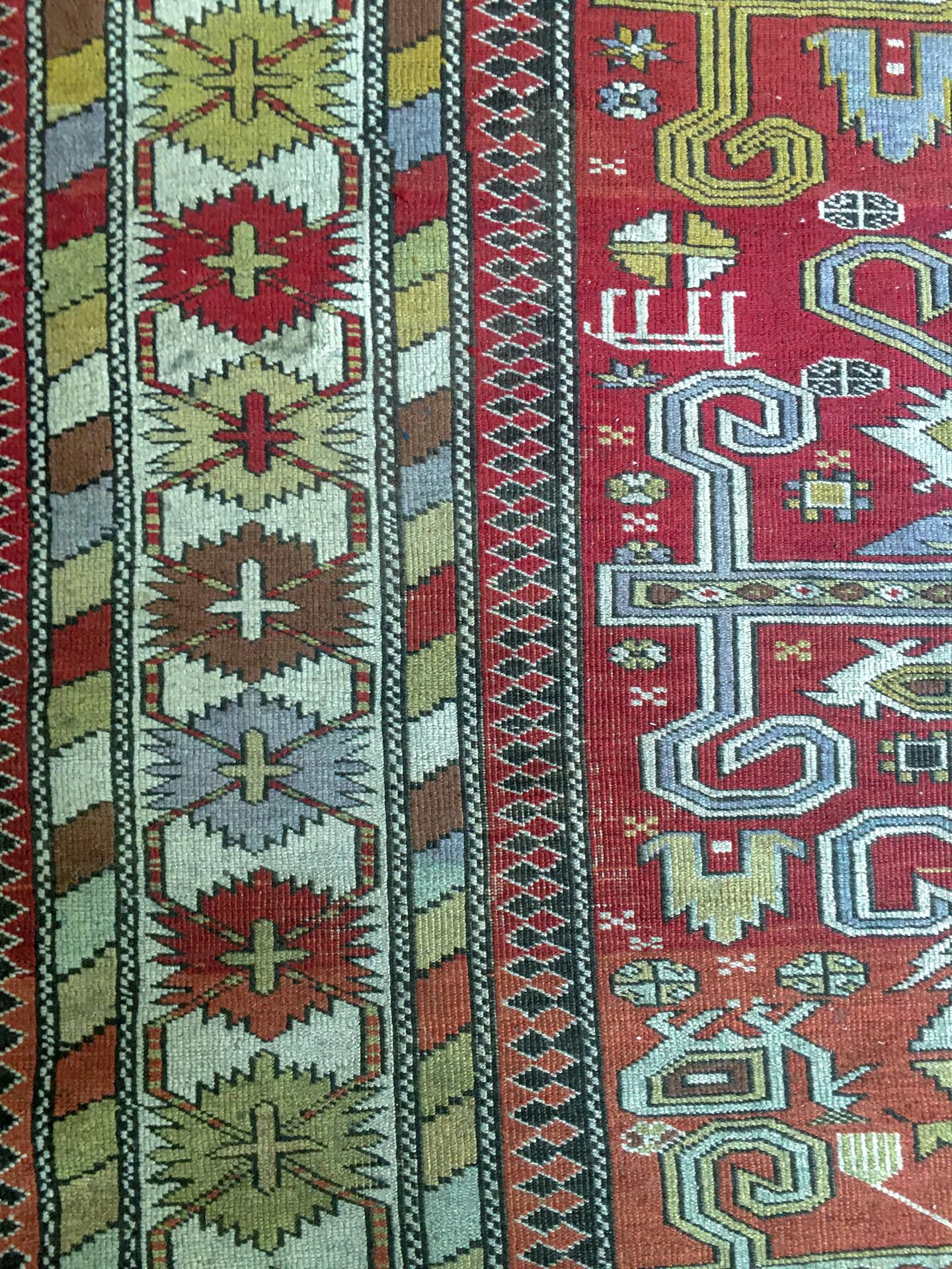 Antique Caucasian Kuba Rug circa 1900 In Good Condition For Sale In Savannah, GA