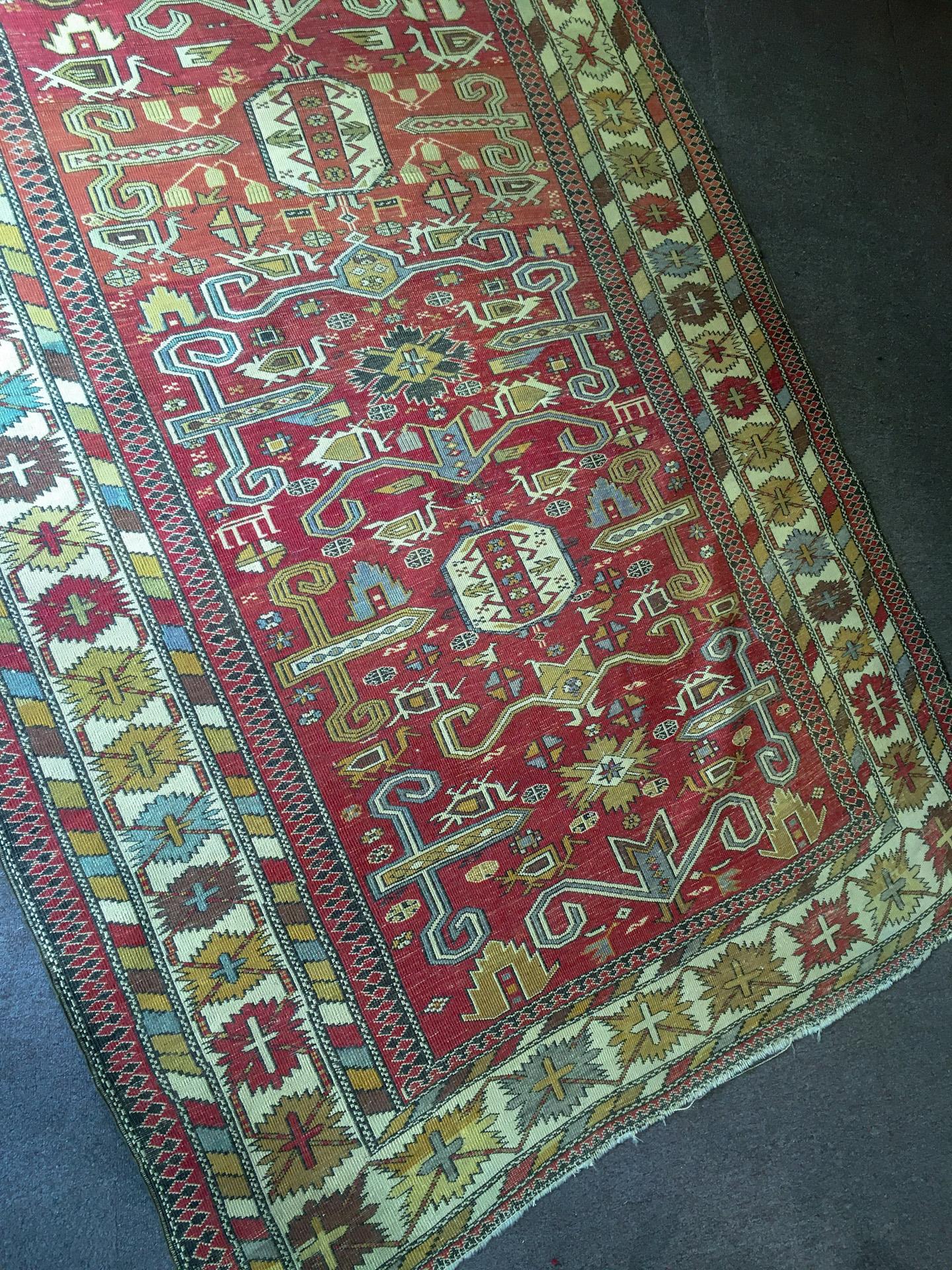 Antiker kaukasischer Kuba-Teppich um 1900 im Angebot 1
