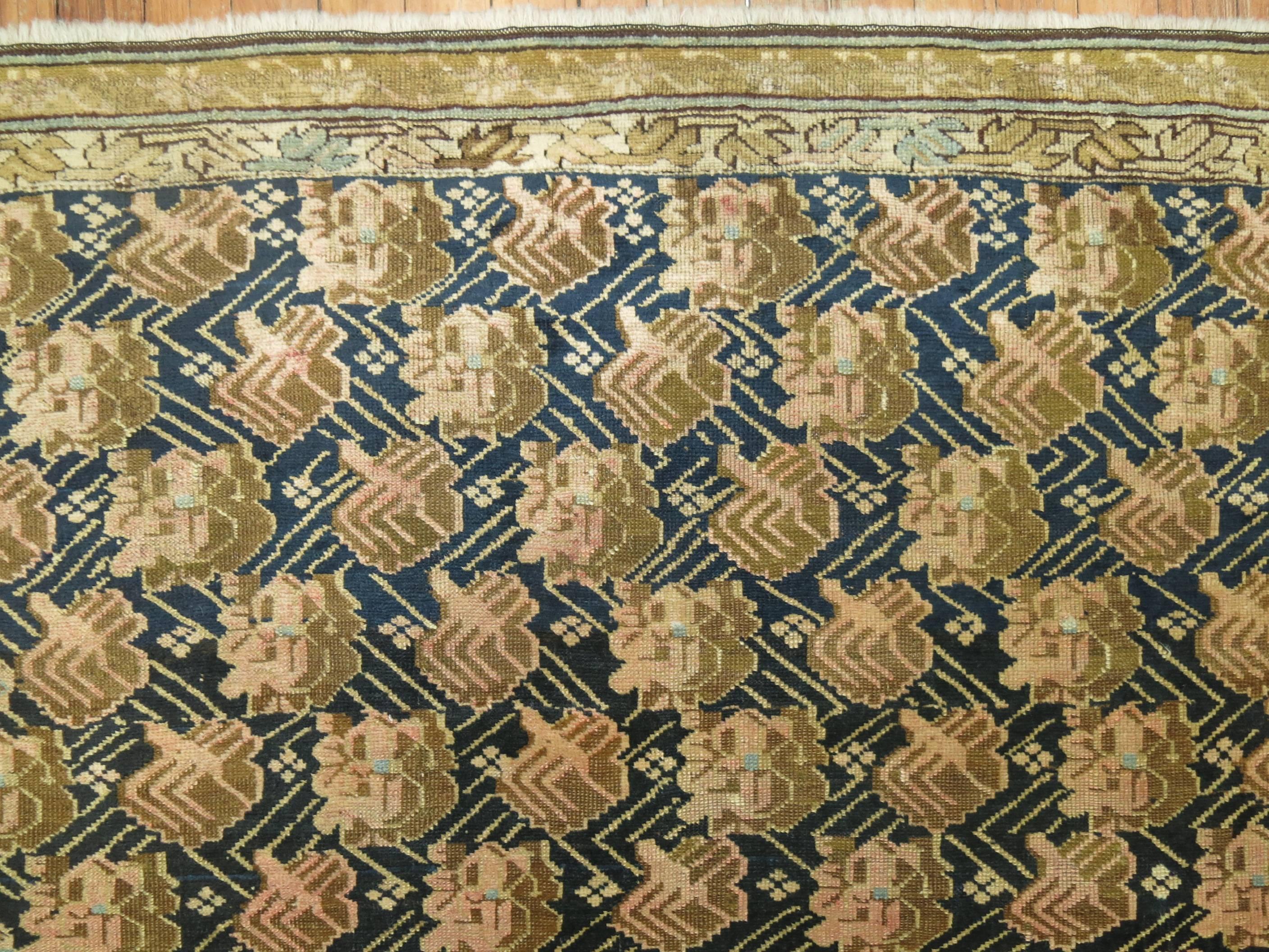 Antiker kaukasischer Kuba-Teppich (20. Jahrhundert) im Angebot