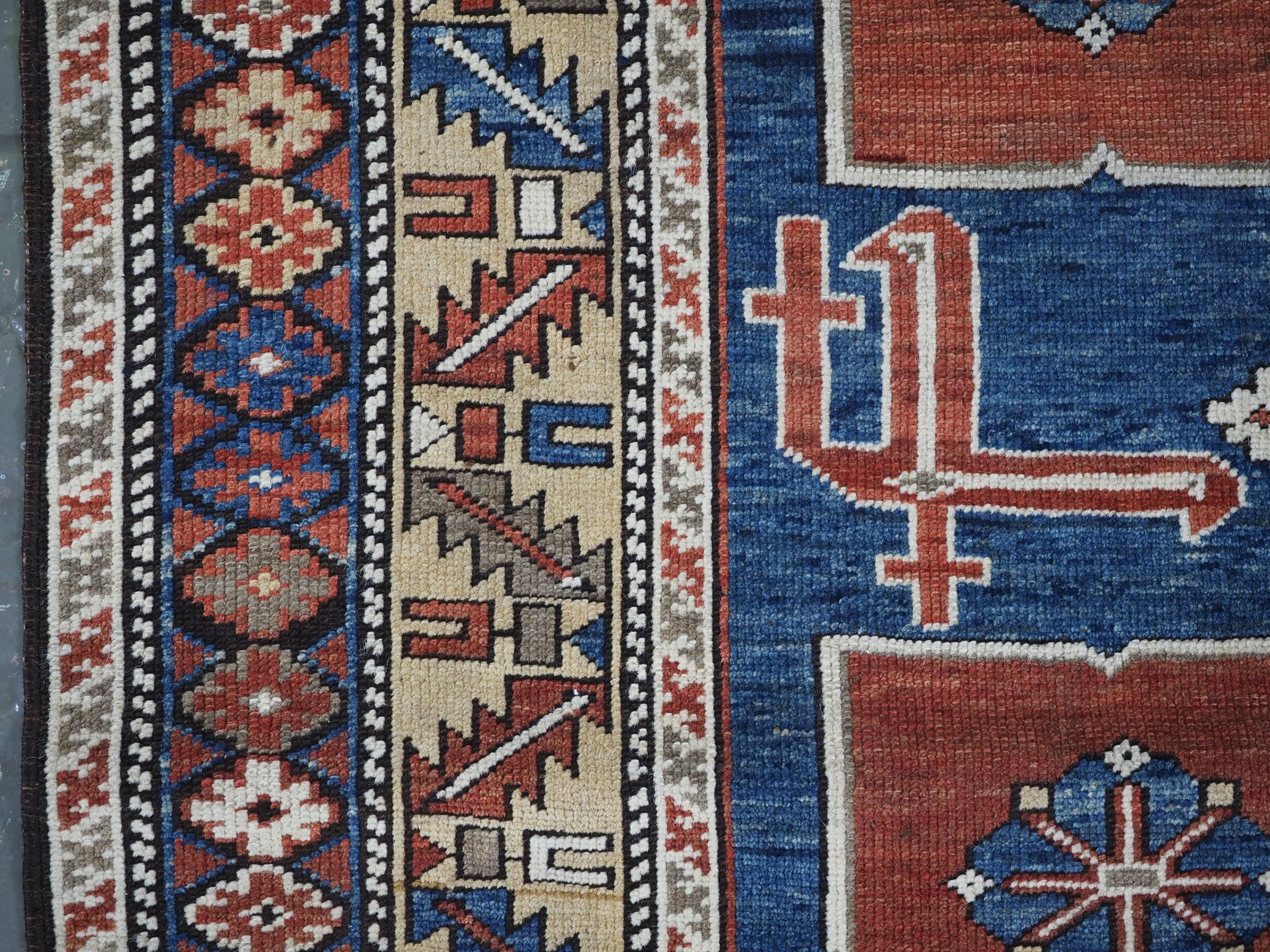 Antiker kaukasischer Kuba-Teppich aus dem Dorf Karagashli, um 1880. (Wolle) im Angebot