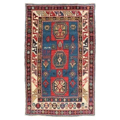 Antiker kaukasischer Kuba-Teppich mit geometrischem Medaillon-Stammesmuster