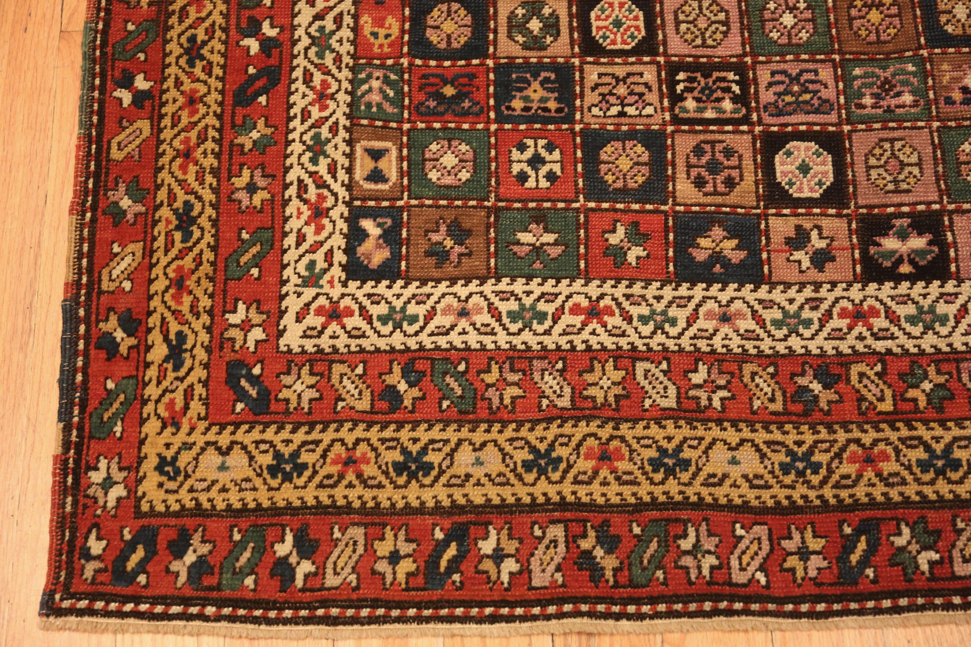 Antique Caucasian Kuba Runner. 3 ft 10 in x 10 ft 6 in In Good Condition For Sale In New York, NY
