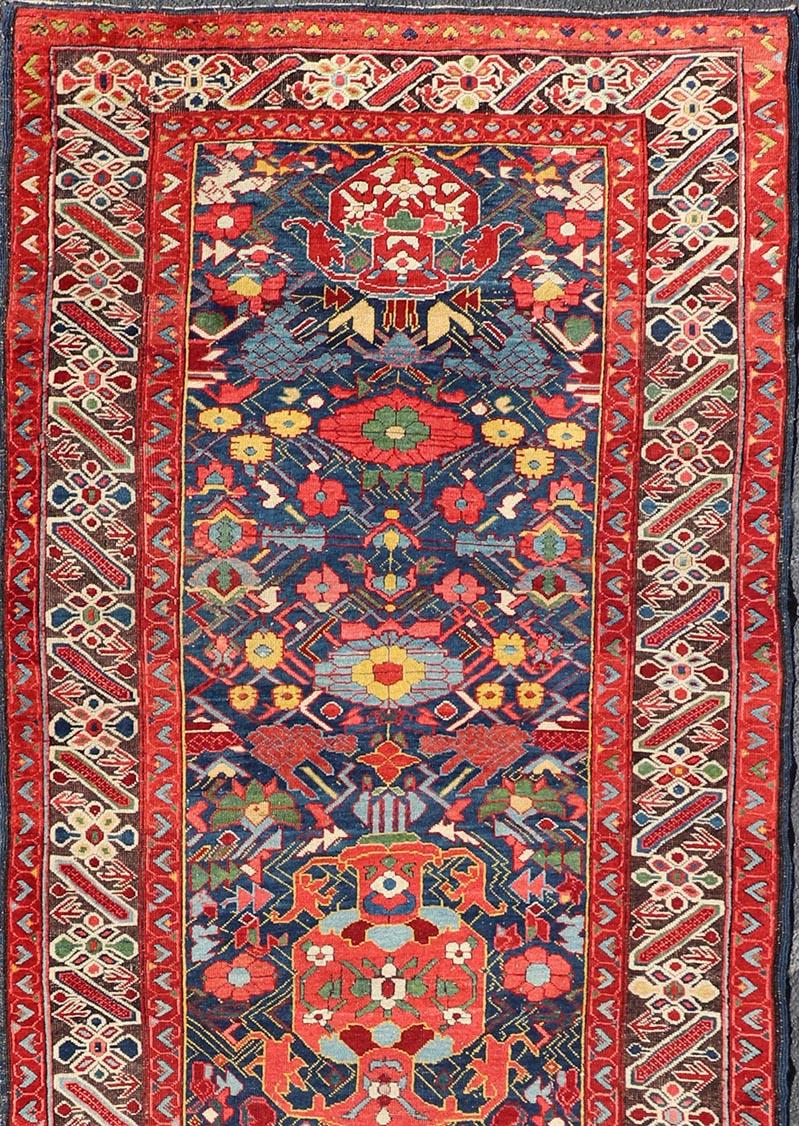 XIXe siècle Tapis de couloir Kuba caucasien ancien au design complexe et complexe en vente