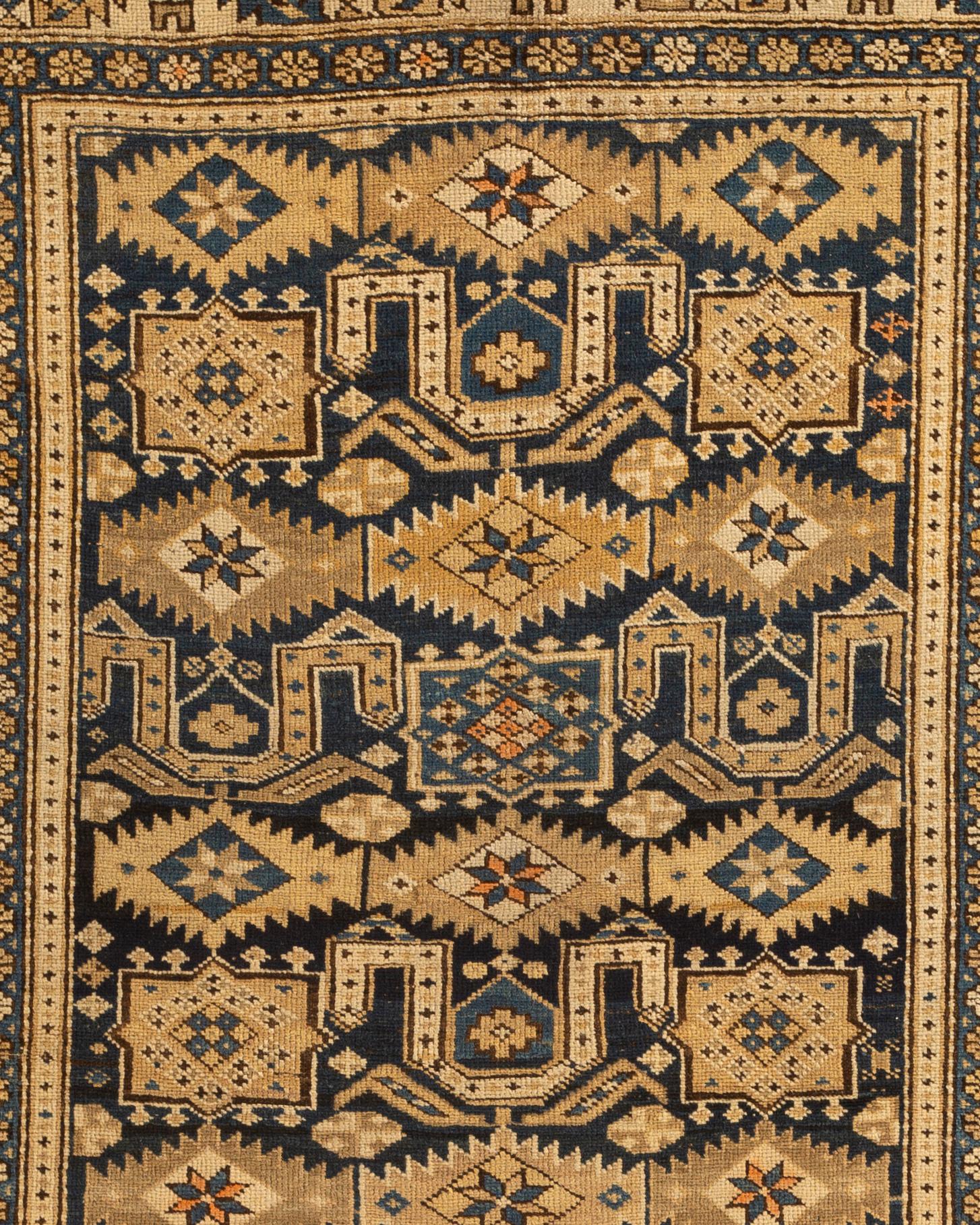 Antiker kaukasischer Schirwan-Teppich aus Perpedil, um 1880 (Handgewebt) im Angebot