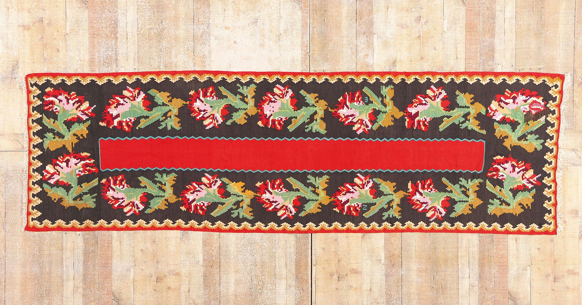 Antiker kaukasischer Rose Karabagh Karabakh Teppich aus Karabakh mit traditionellem Stil im Angebot 2