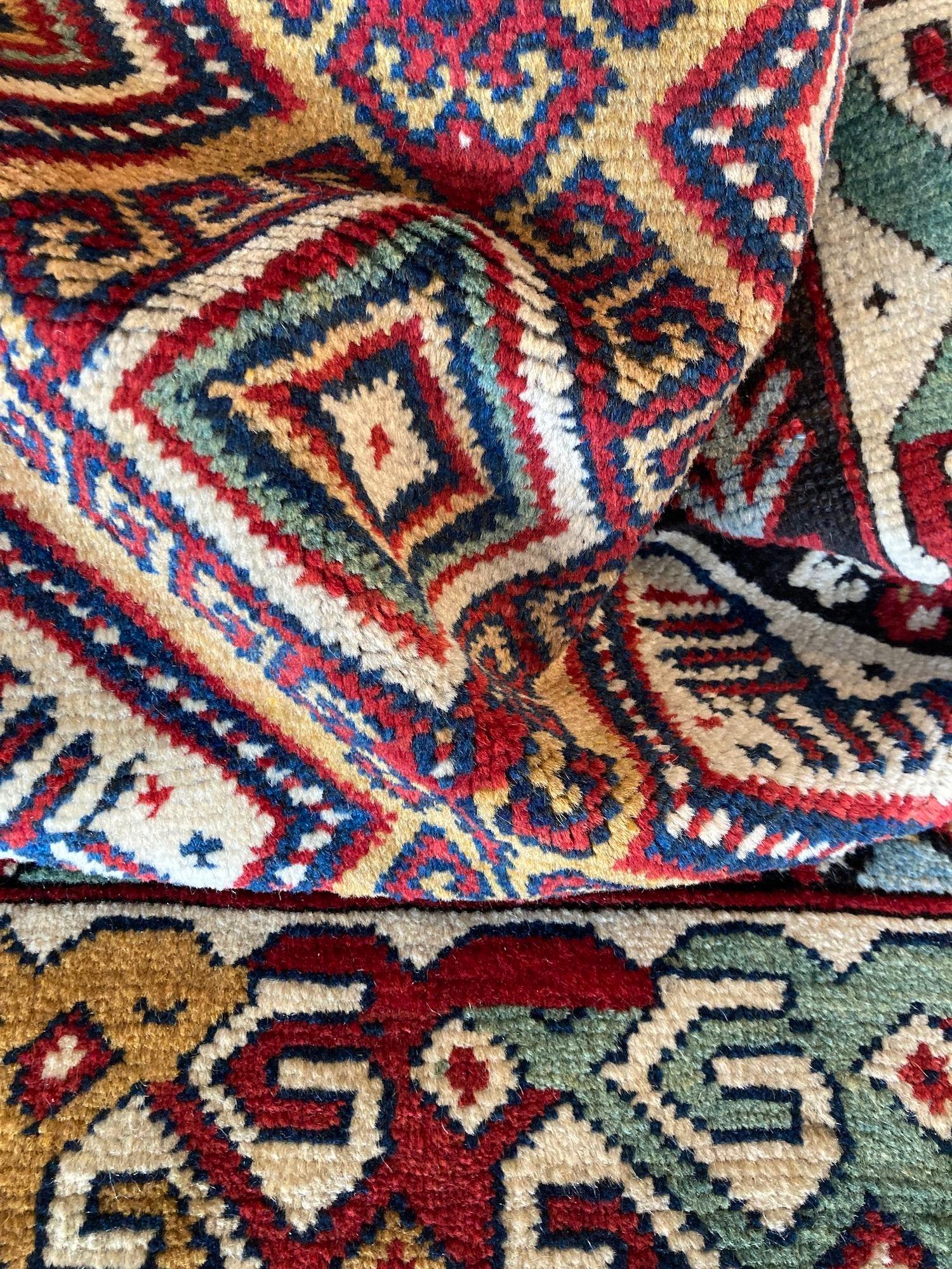 Tapis caucasien ancien de 2,58 m x 1,25 m en vente 10