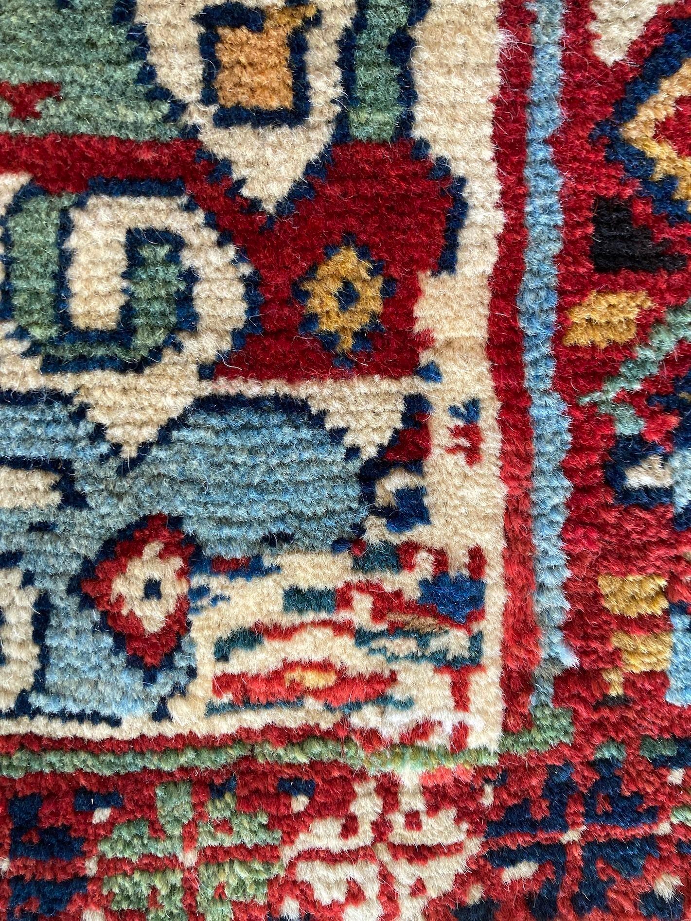 Antiker kaukasischer Teppich im Angebot 13