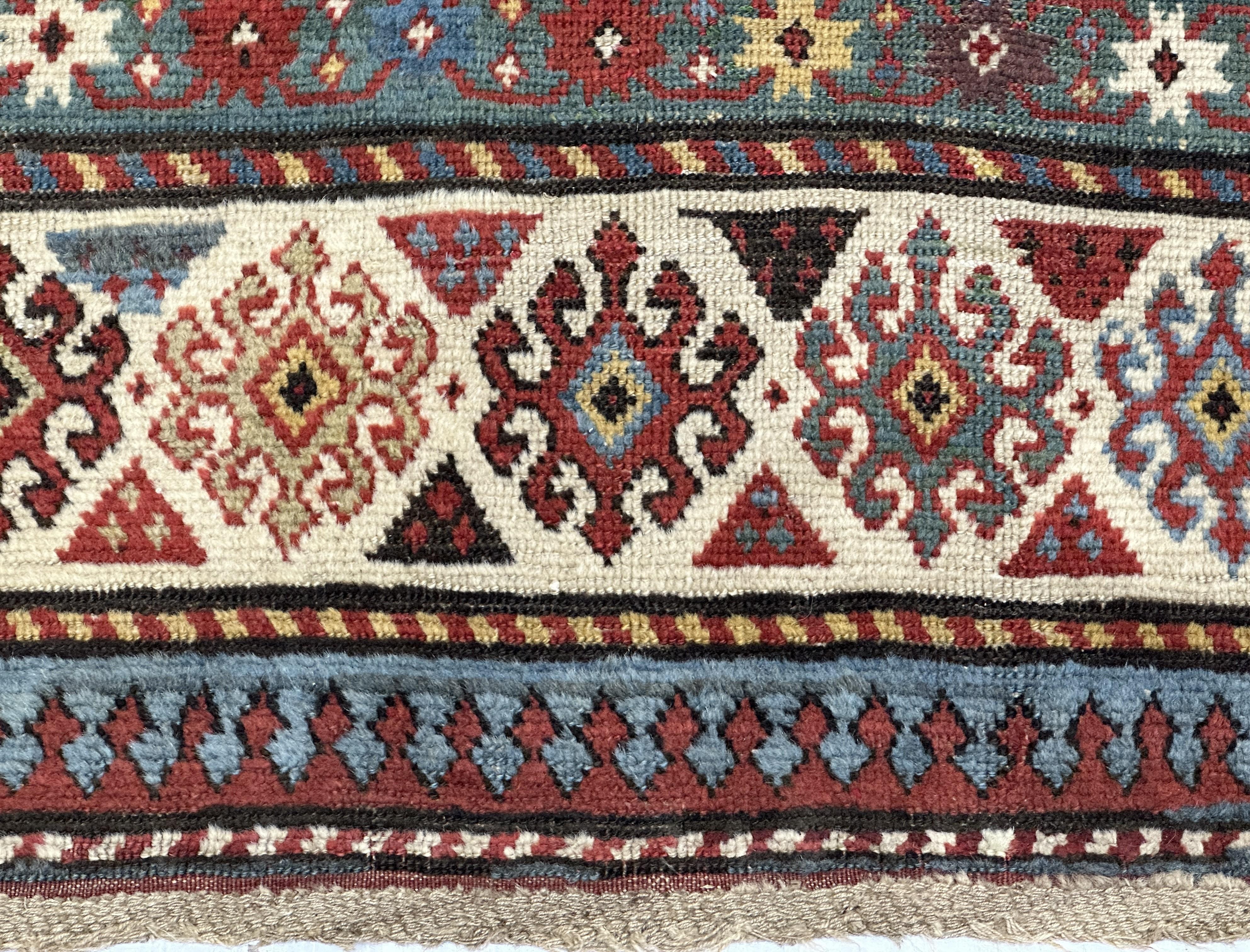 Antiker kaukasischer Teppich 3'8