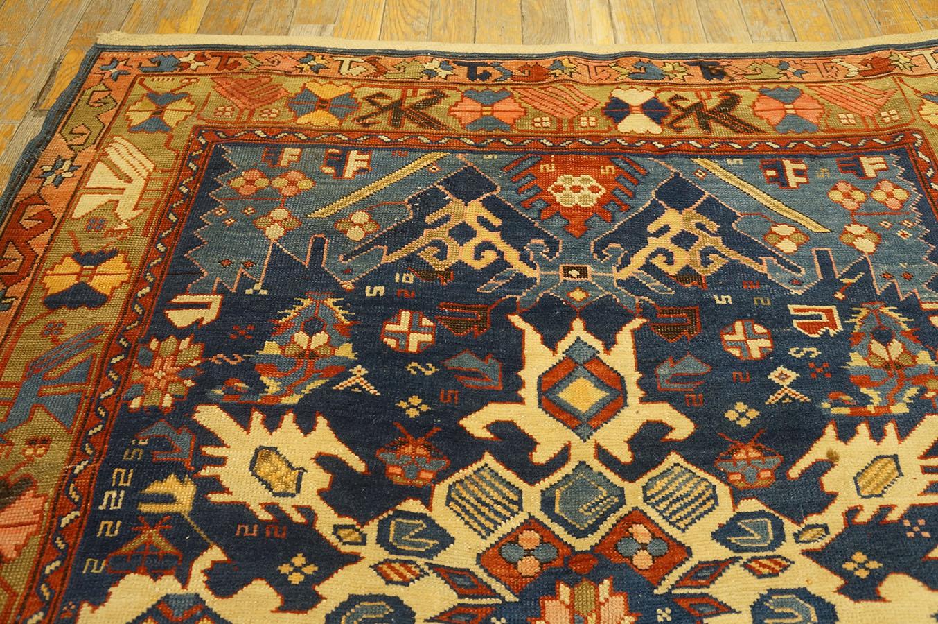 Tapis caucasien Bidjov de la fin du XIXe siècle (4'6'' x 5'8'' - 122 x 183 cm) en vente 5