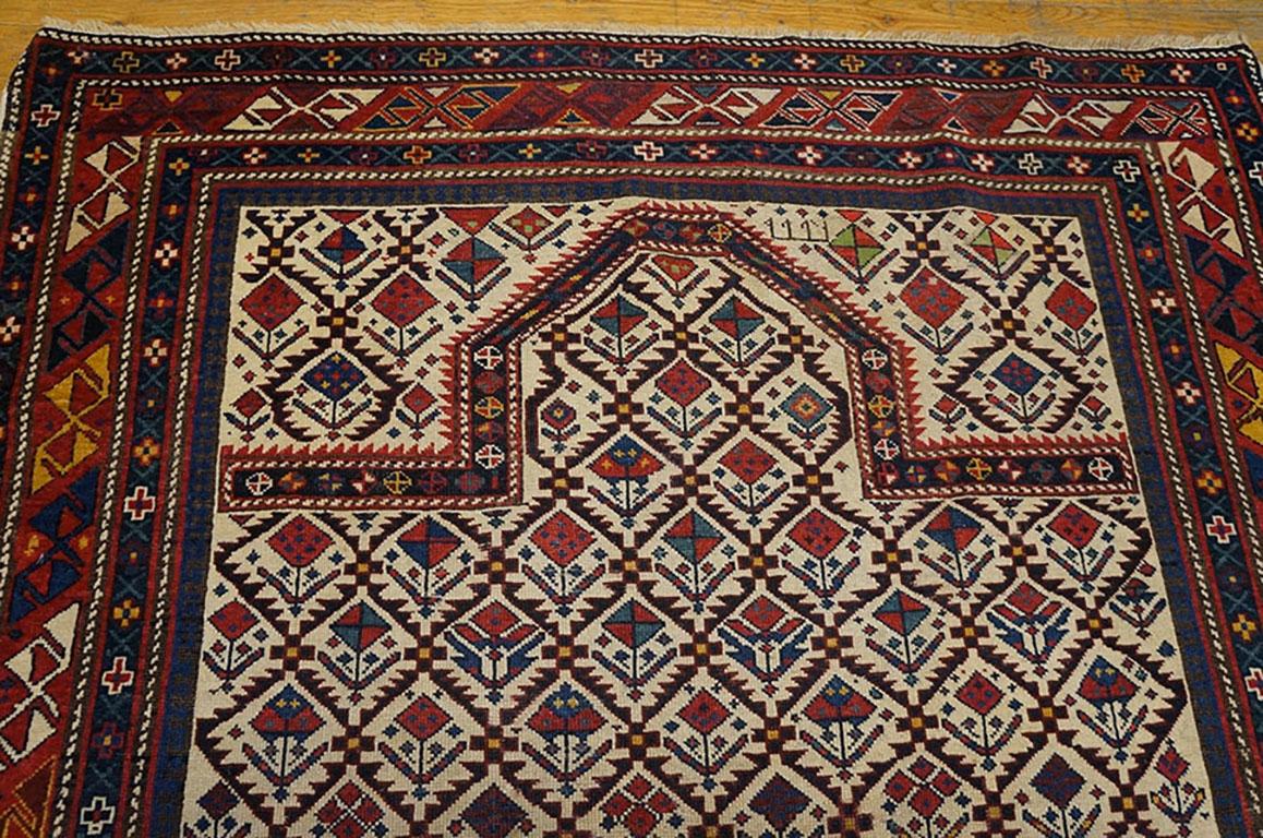 Alfombra de oración Shirvan caucásica del siglo XIX ( 4' x 4'8