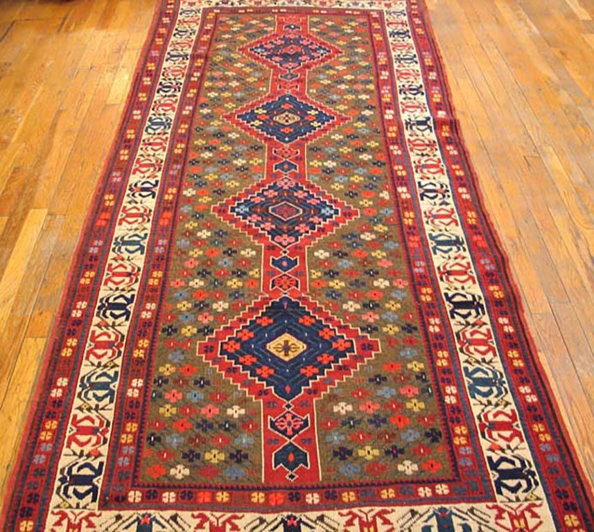 Alfombra caucásica de finales del siglo XIX S. ( 4' x 9'6