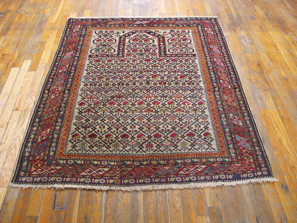 Antique Caucasian rug, measures: 4'0