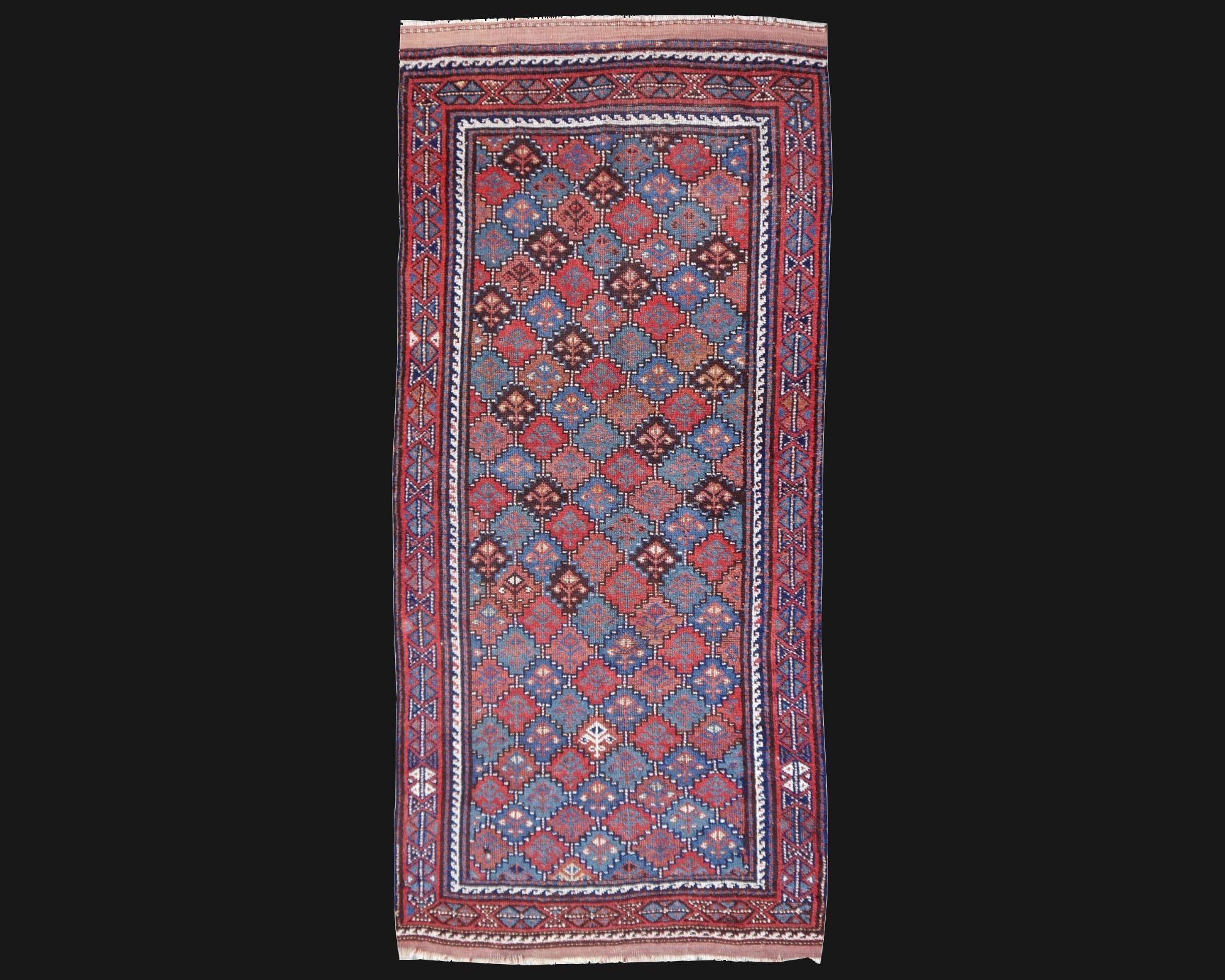 Antiker kaukasischer Teppich im Zustand „Gut“ im Angebot in Lohr, Bavaria, DE
