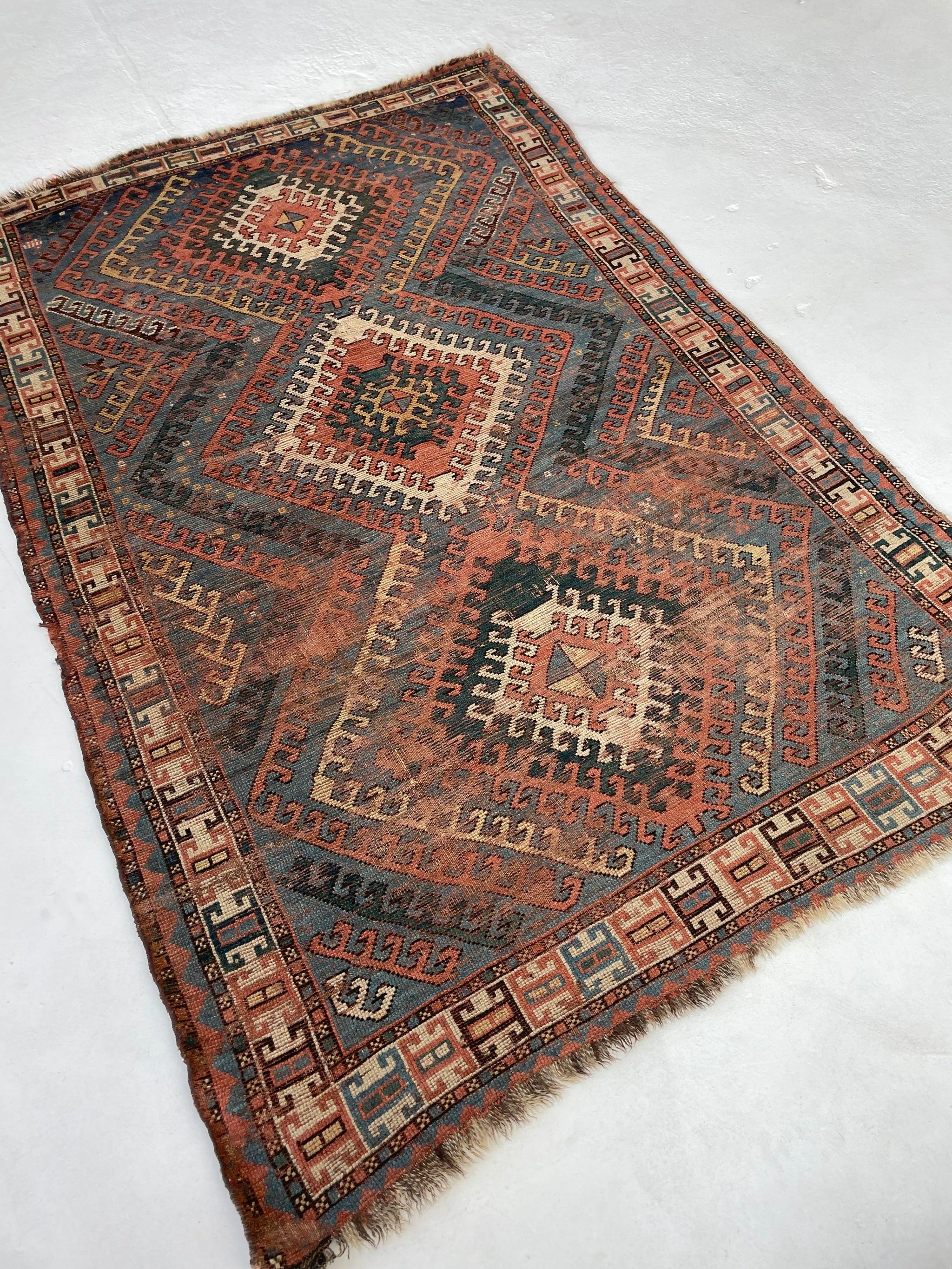 Antique Caucasian Rug with Ram Horn Outlined Diamonds, c.1910-20's For Sale 4