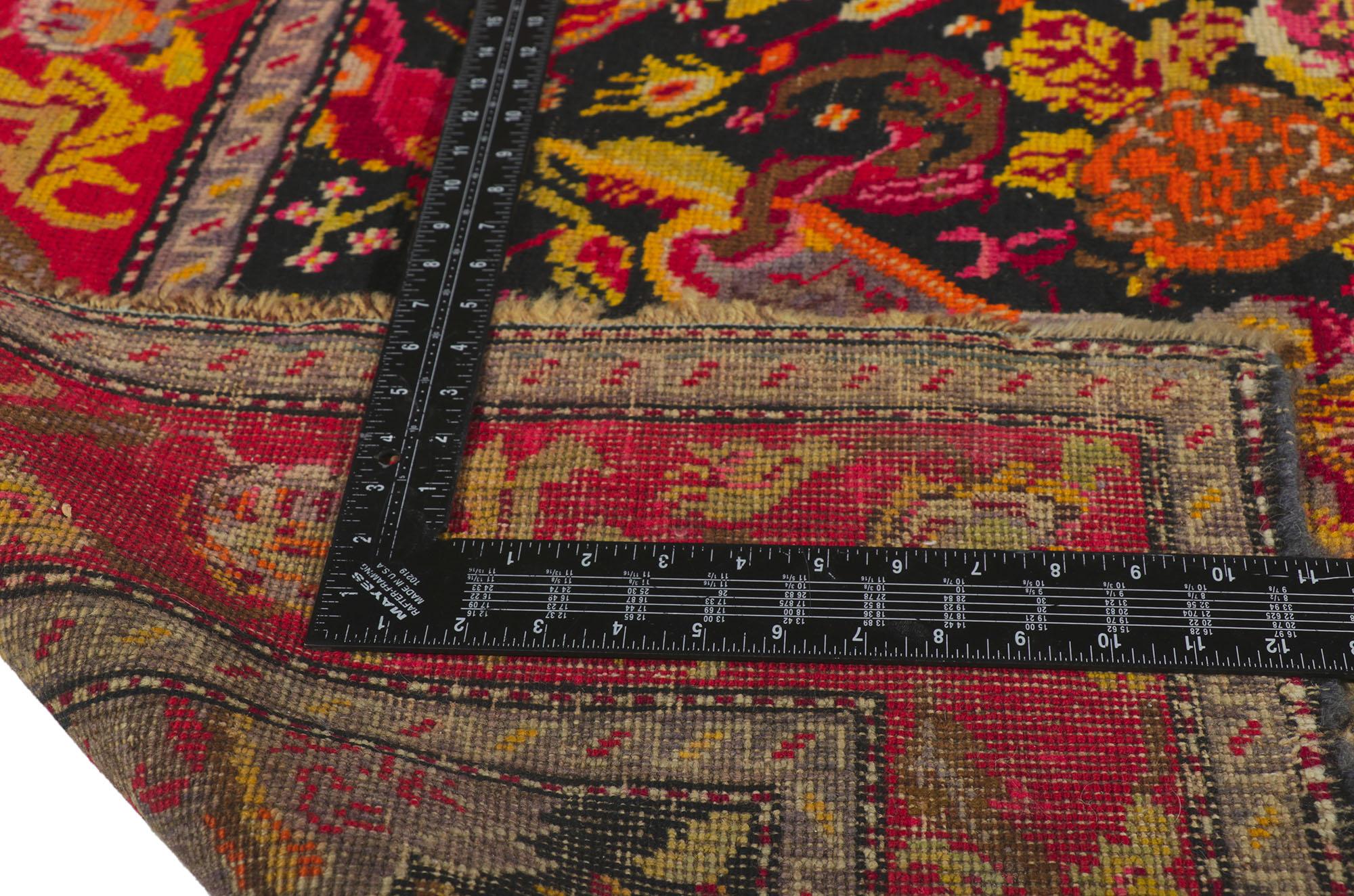 Antique Caucasian Russian Karabakh Rug Runner In Good Condition For Sale In Dallas, TX