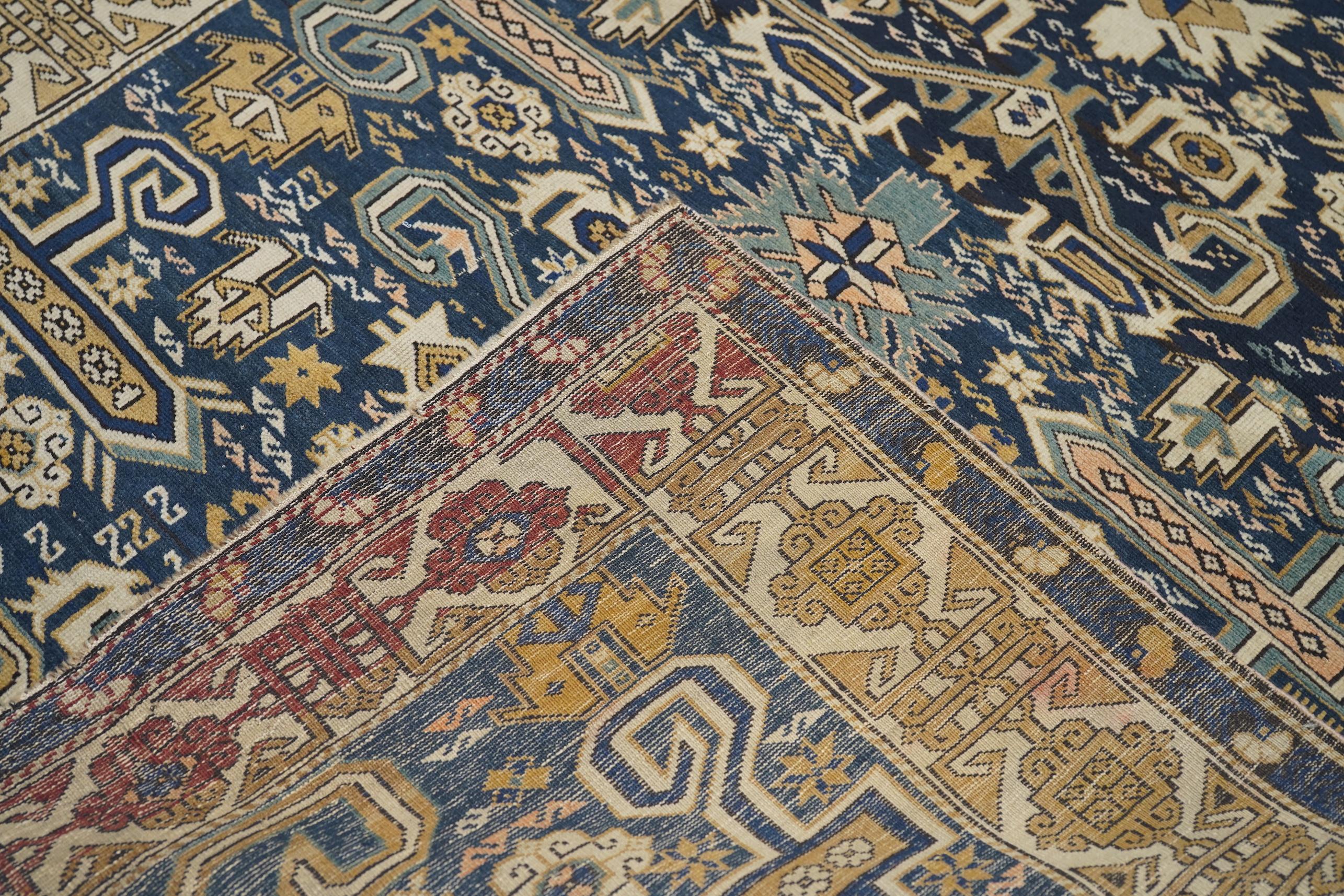 Tapis Shirvan caucasien ancien de 3'10