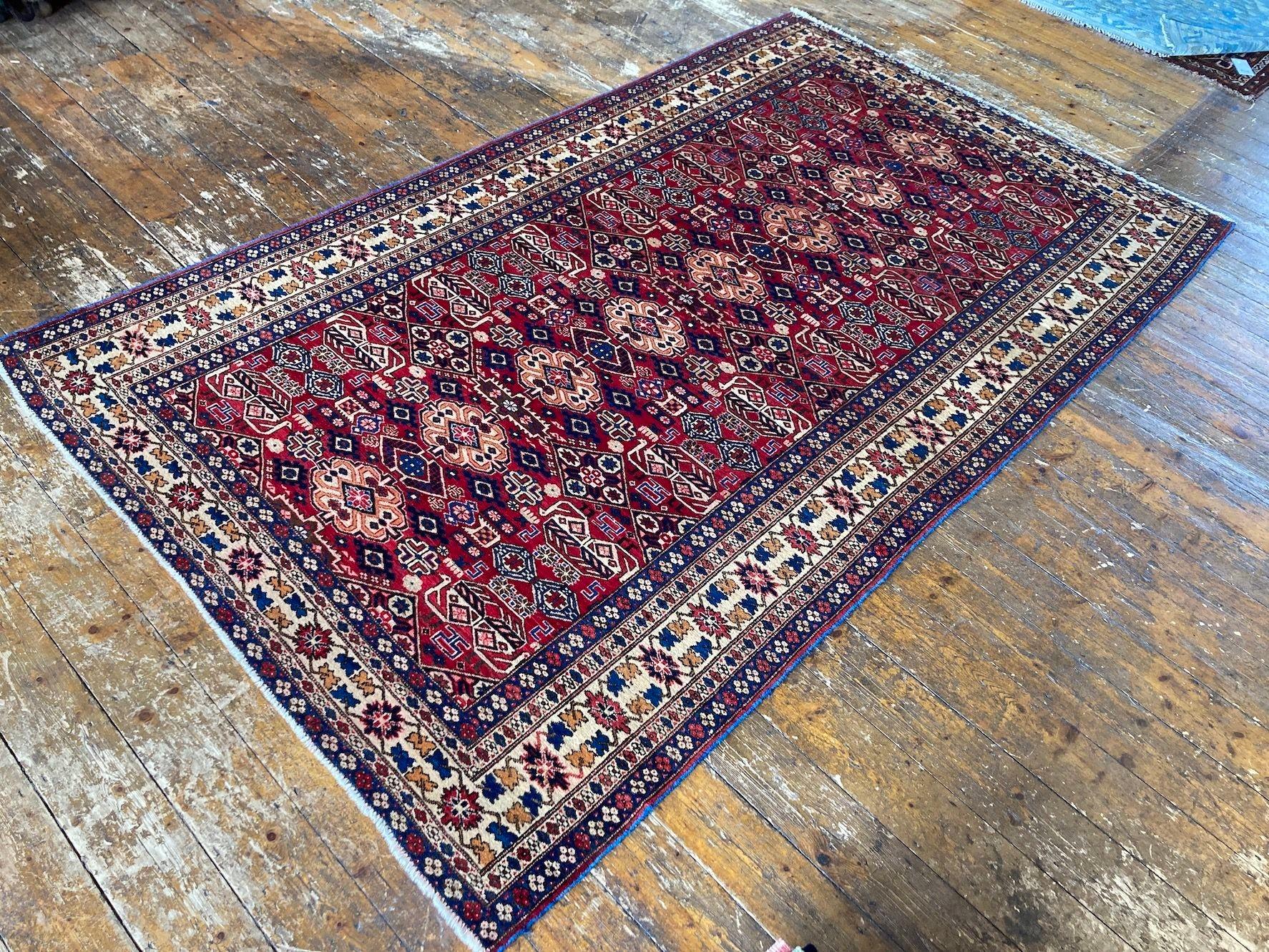 Wool Antique Caucasian Shirvan Carpet 2.67m X 1.60m For Sale