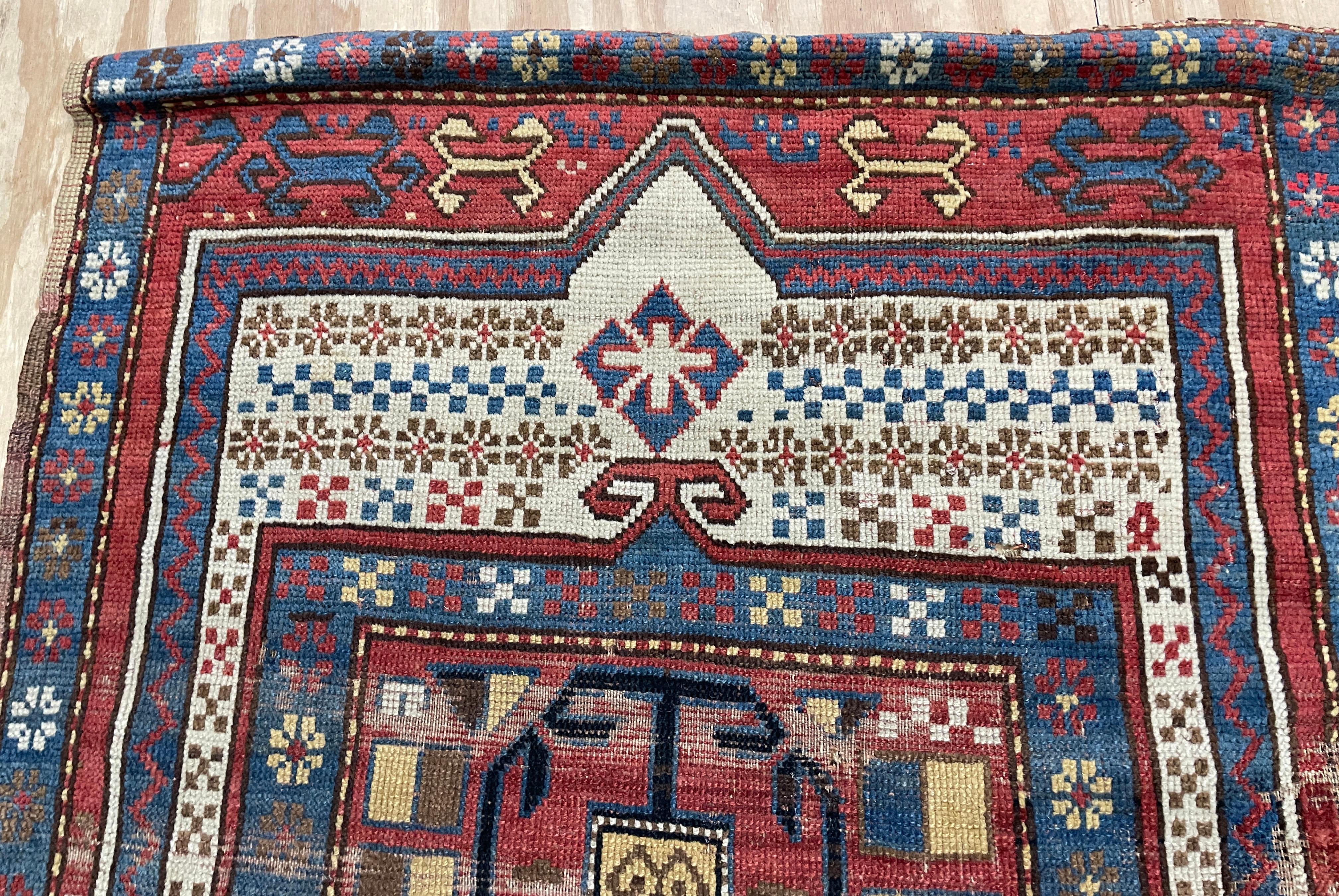 Tissé à la main Tapis de prière caucasien ancien Shirvan/ Kazak, tel quel vers 1880 en vente