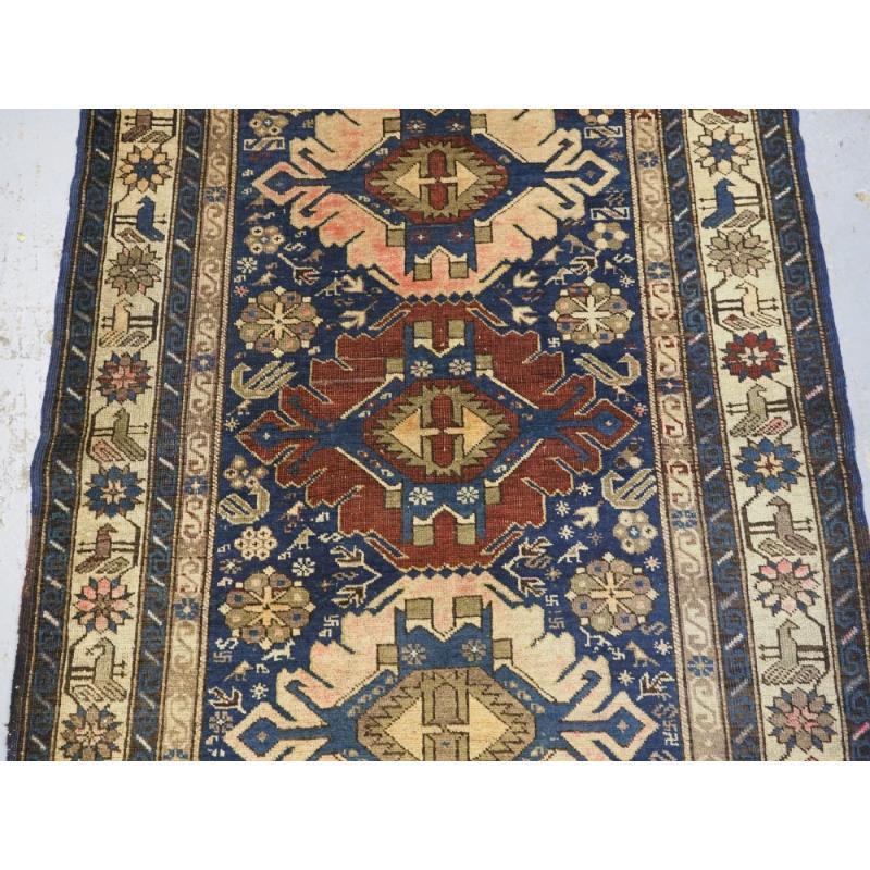 Antiker kaukasischer Shirvan-Kuban-Teppich aus Kaschmir, weiche, verblasste Farben, um 1900 im Zustand „Gut“ im Angebot in Moreton-In-Marsh, GB