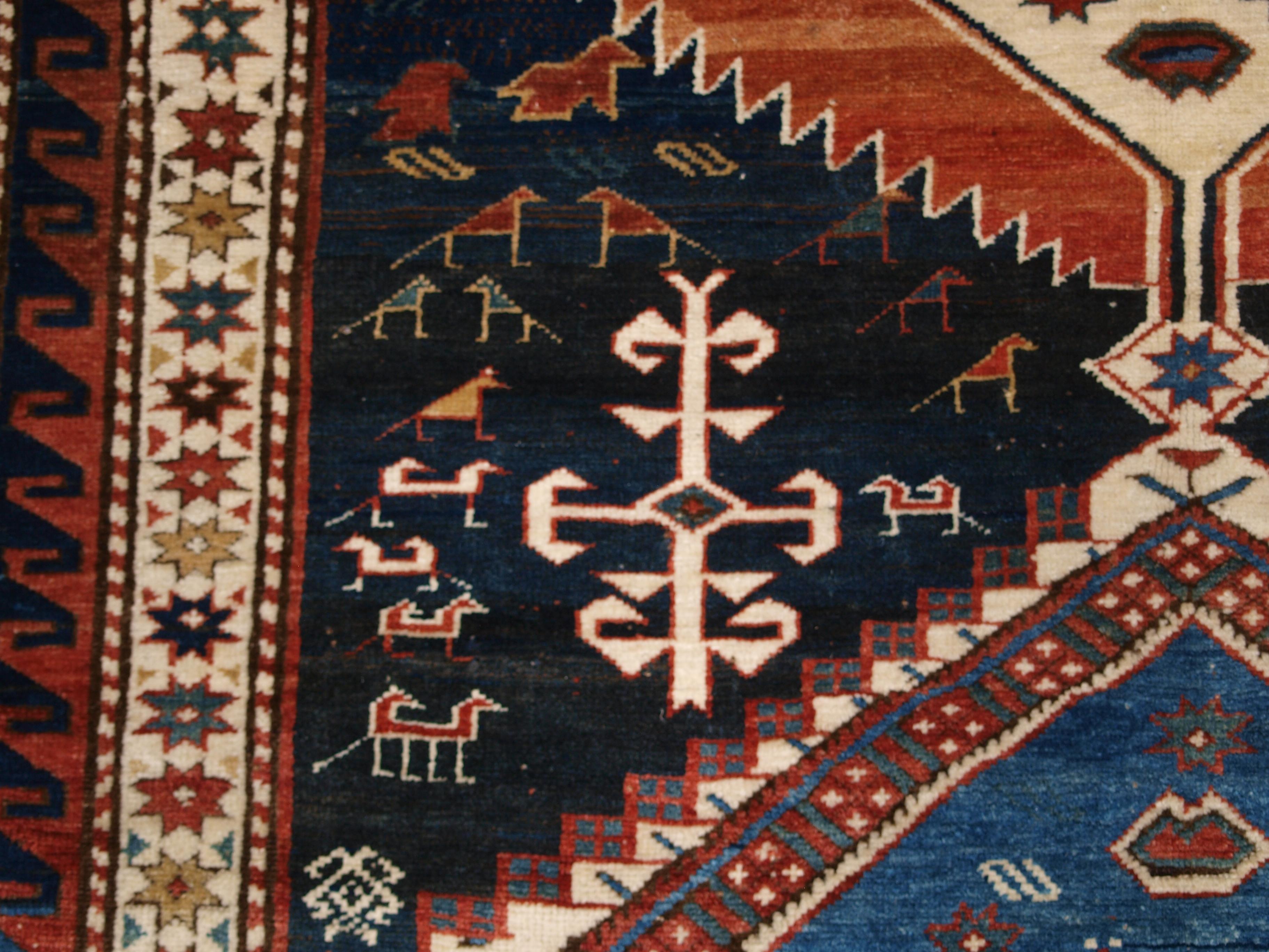 Antique Caucasian Shirvan Medallion Rug of Large Size, circa 1890 For Sale 5