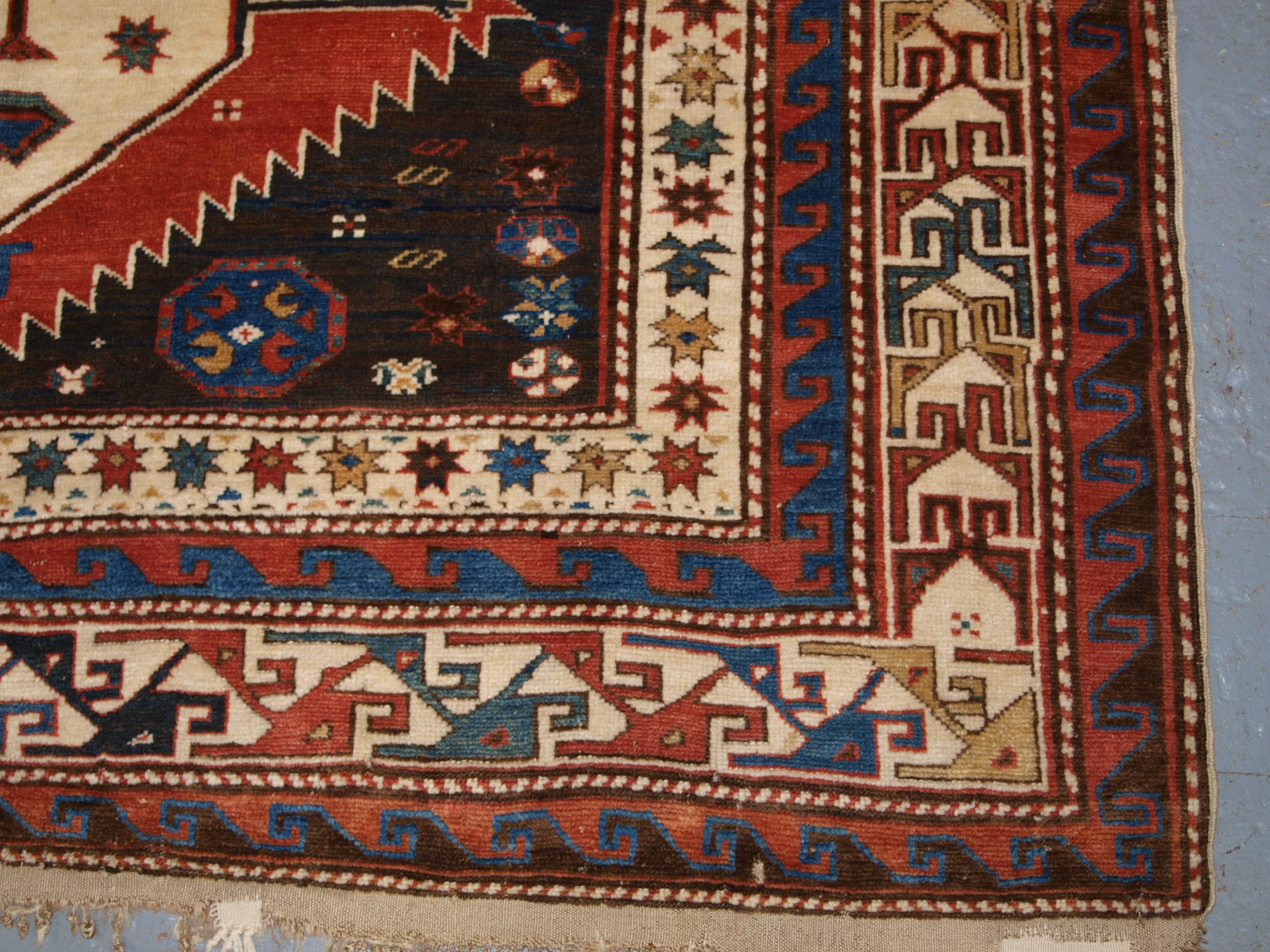 Antique Caucasian Shirvan Medallion Rug of Large Size, circa 1890 For Sale 9