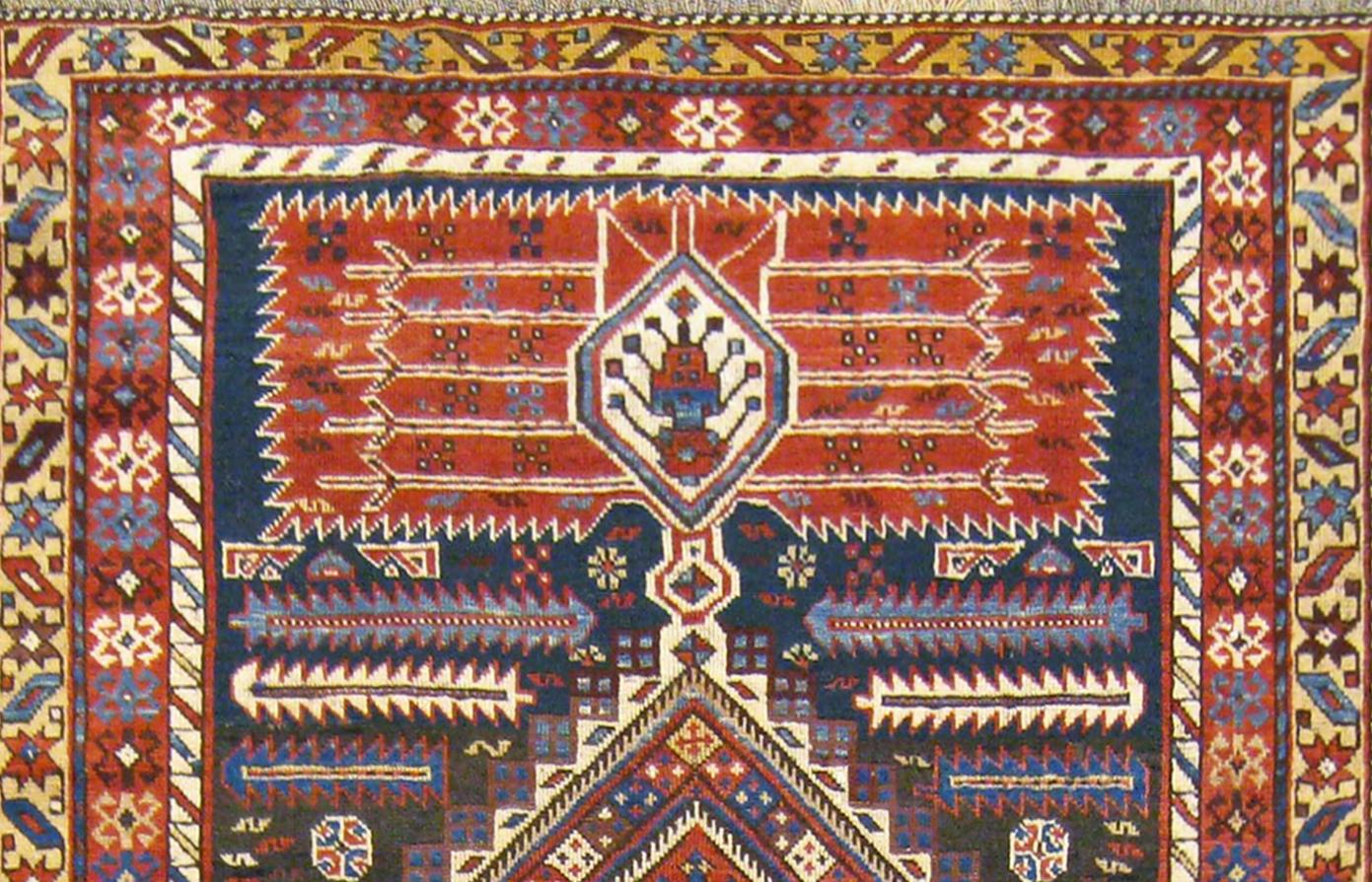 Early 20th Century Antique Caucasian Shirvan Oriental Rug in Small Size with Central Medallion For Sale