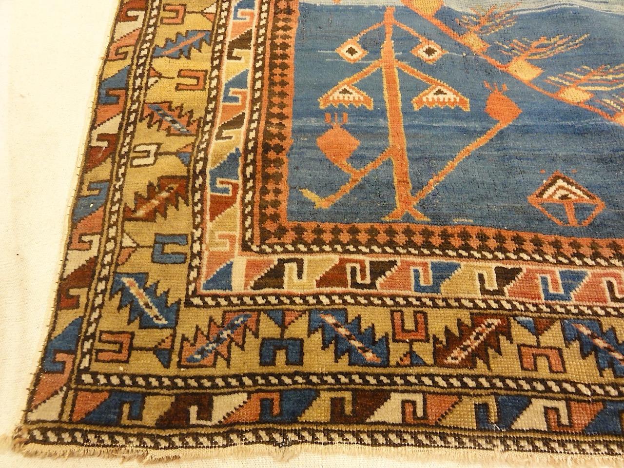 Late 19th Century Antique Caucasian Shirvan Prayer Rug For Sale