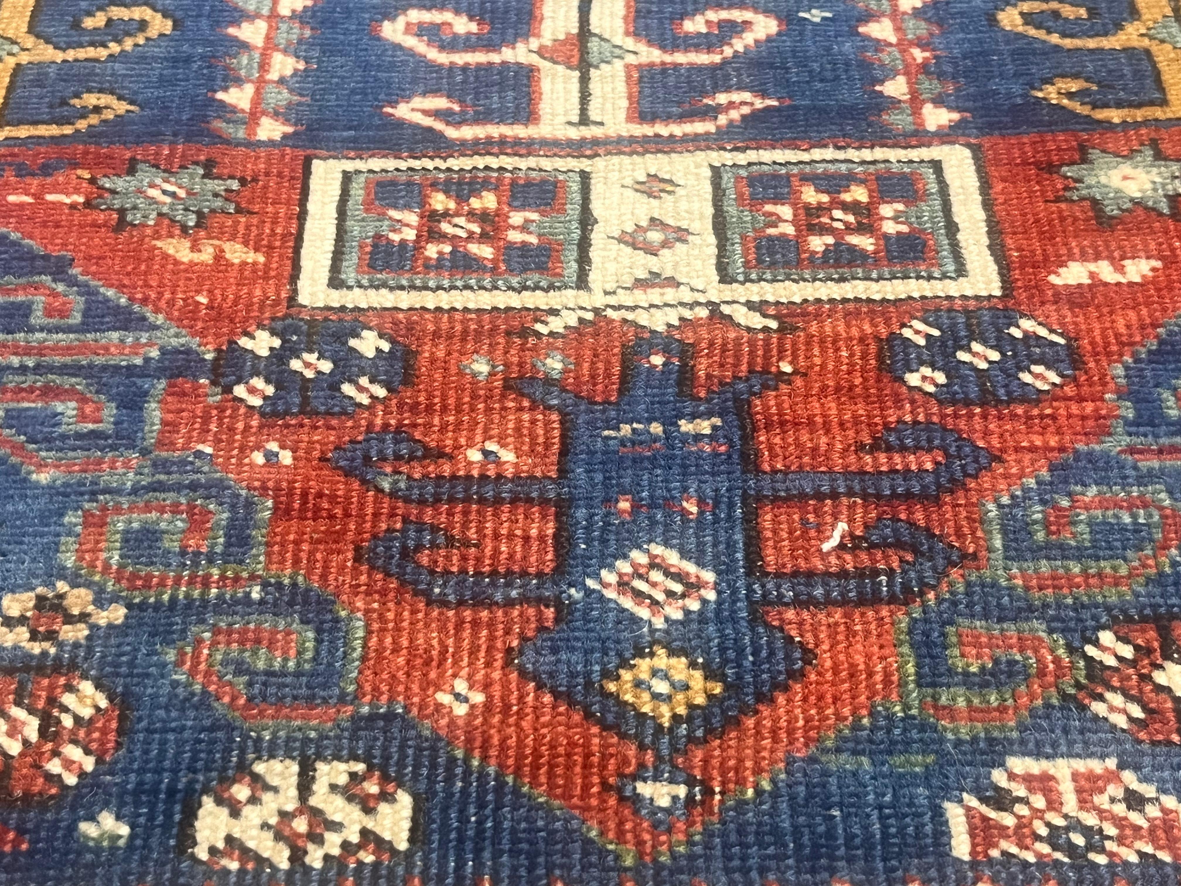 Antiker kaukasischer Schirwan-Teppich 2'11 x 4'3 (Wolle) im Angebot