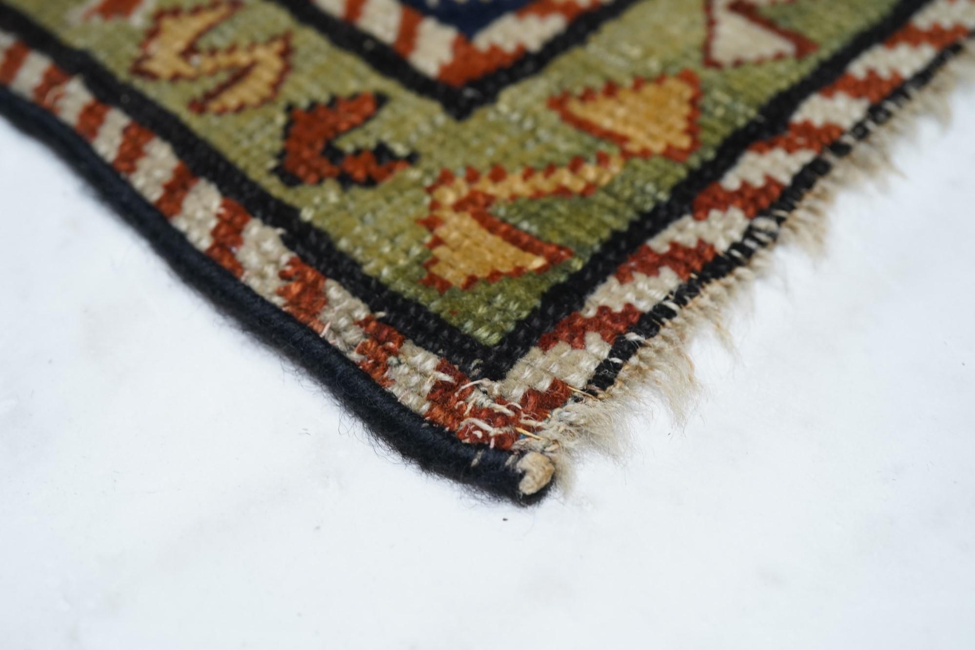 Antique Caucasian Shirvan Rug In Good Condition For Sale In New York, NY