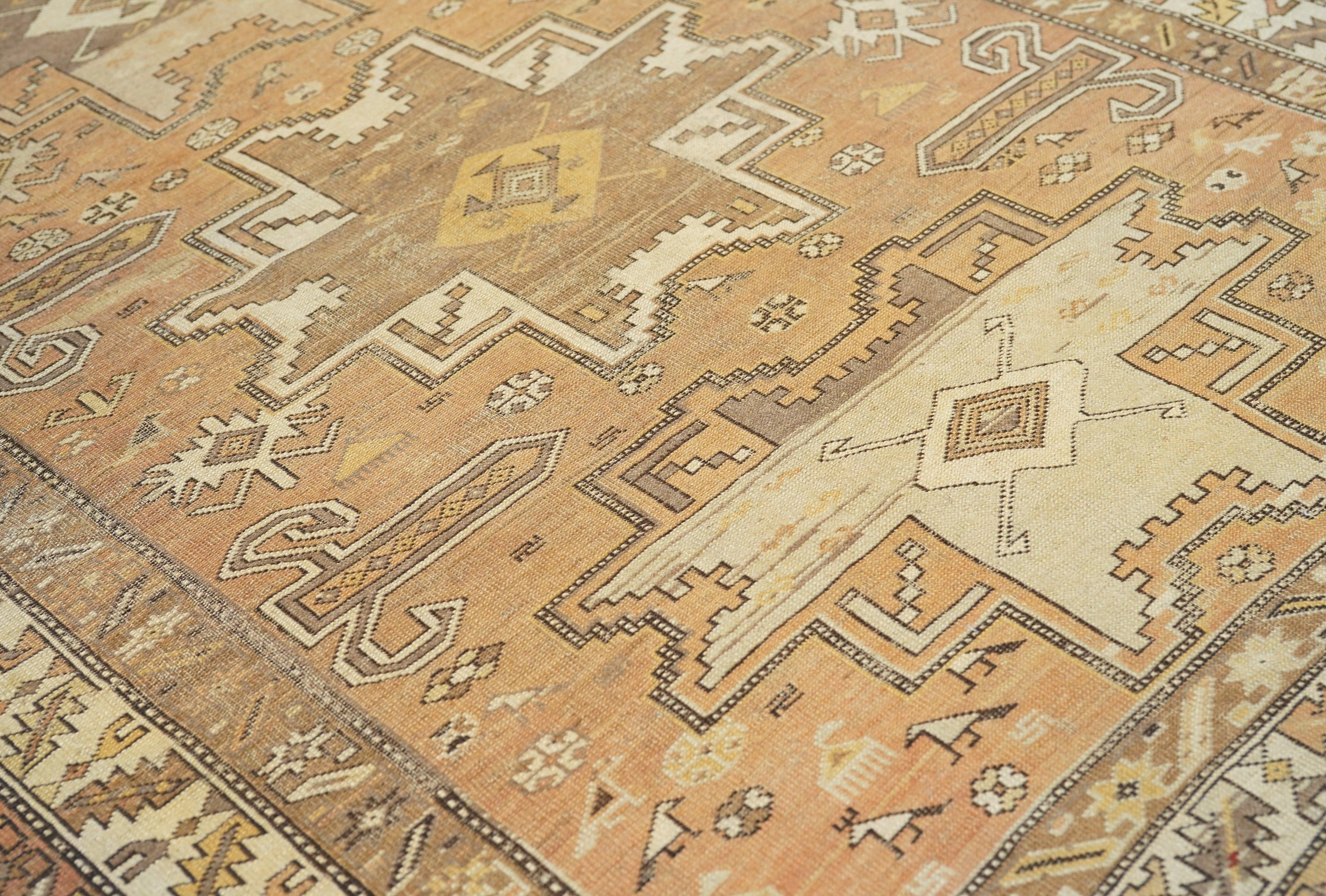 20ième siècle Tapis ancien caucasien Shirvan 3'11'' x 5'1'' en vente