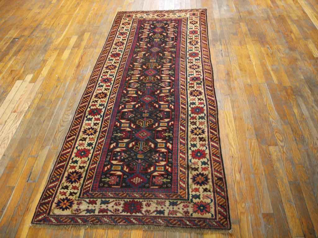 Late 19th Century 19th Century Caucasian Shirvan Carpet ( 3'2