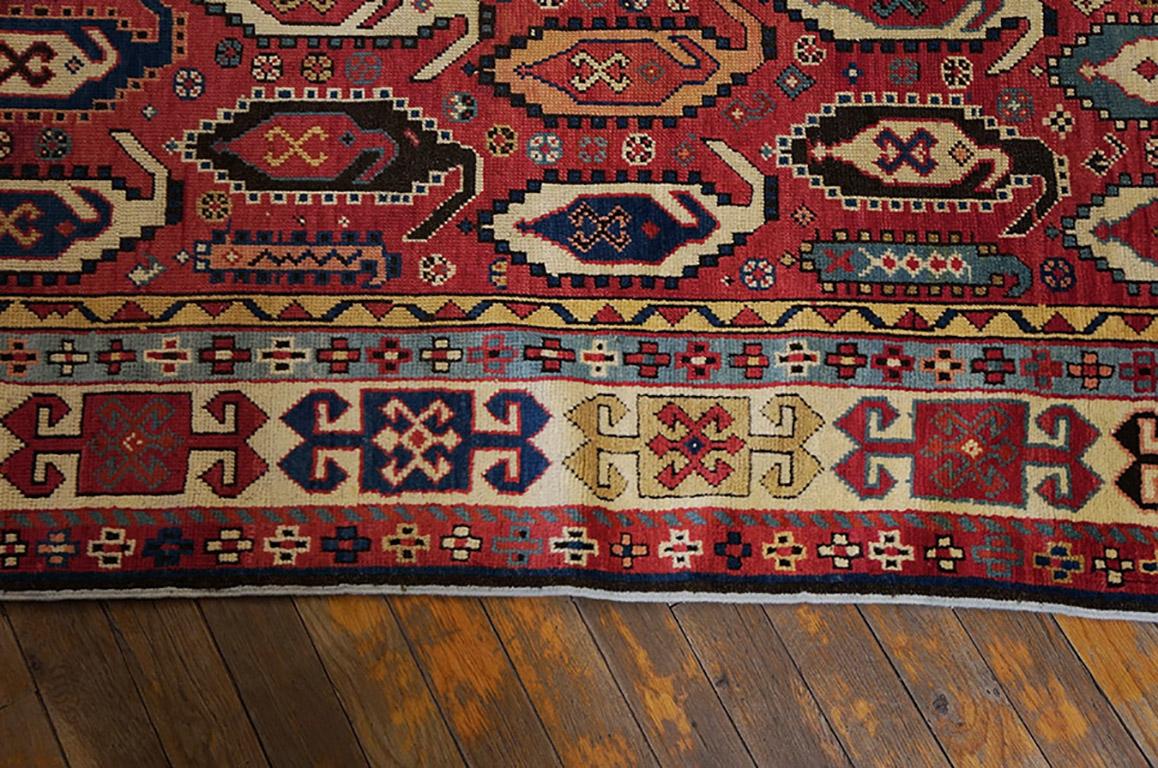 Antiker kaukasischer Schirwan-Teppich im Zustand „Gut“ im Angebot in New York, NY