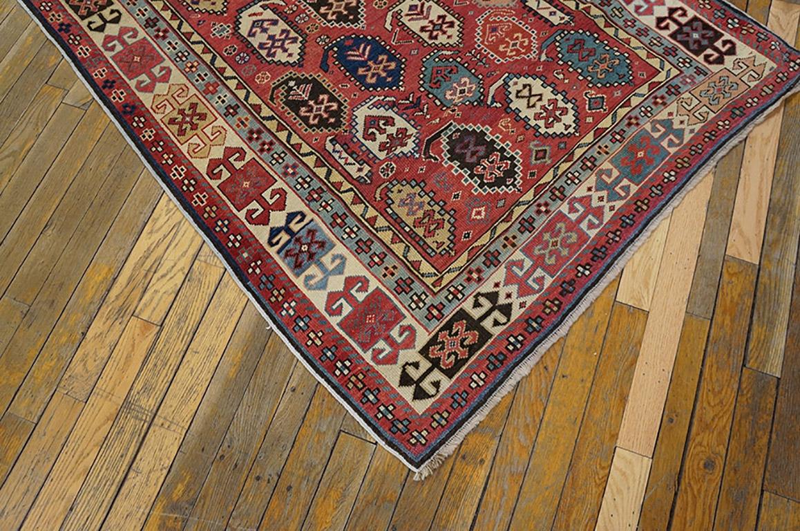 Antiker kaukasischer Schirwan-Teppich im Angebot 1
