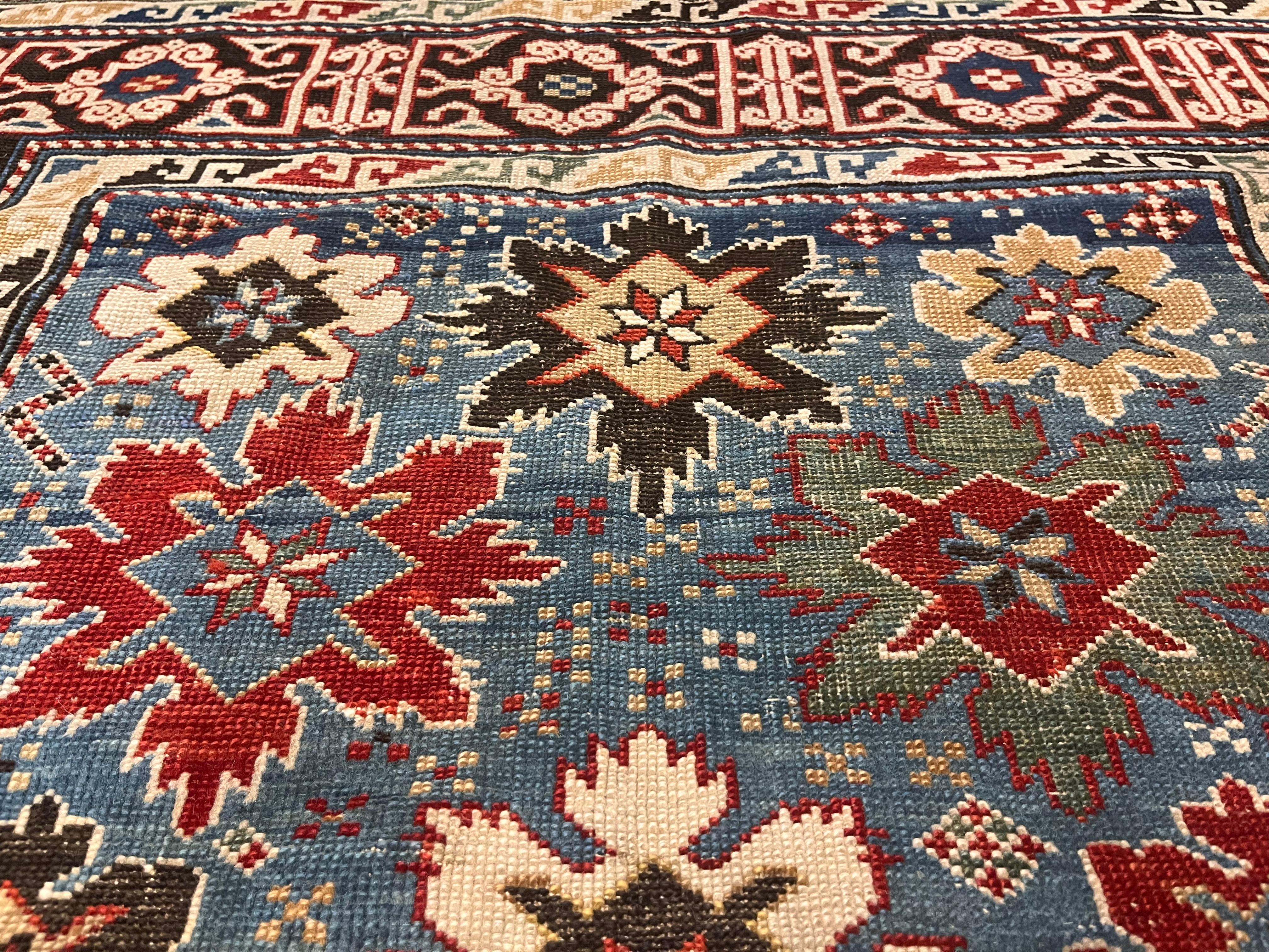 Noué à la main Tapis ancien caucasien Shirvan 3'6 x 8'5 en vente