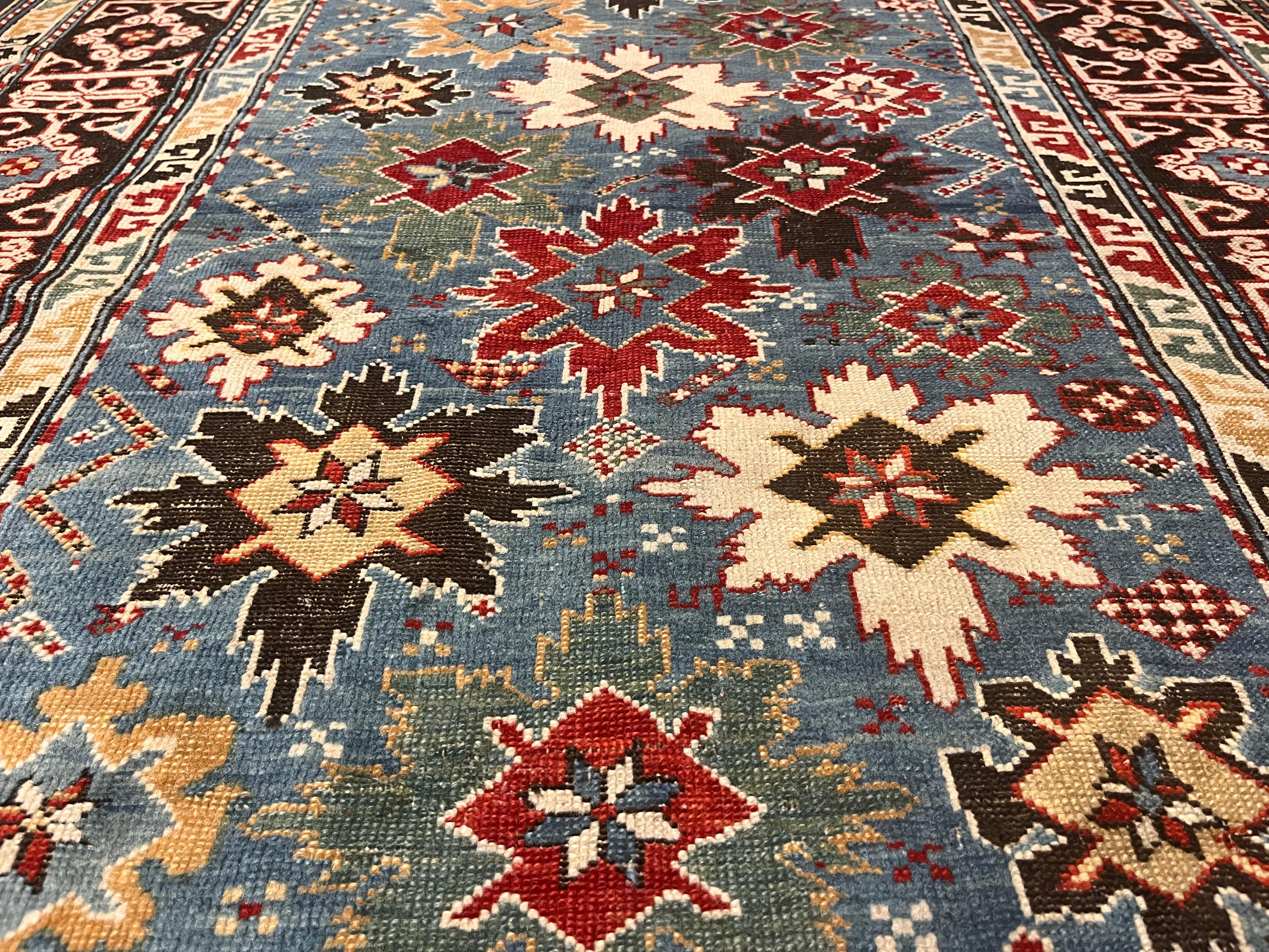 Laine Tapis ancien caucasien Shirvan 3'6 x 8'5 en vente