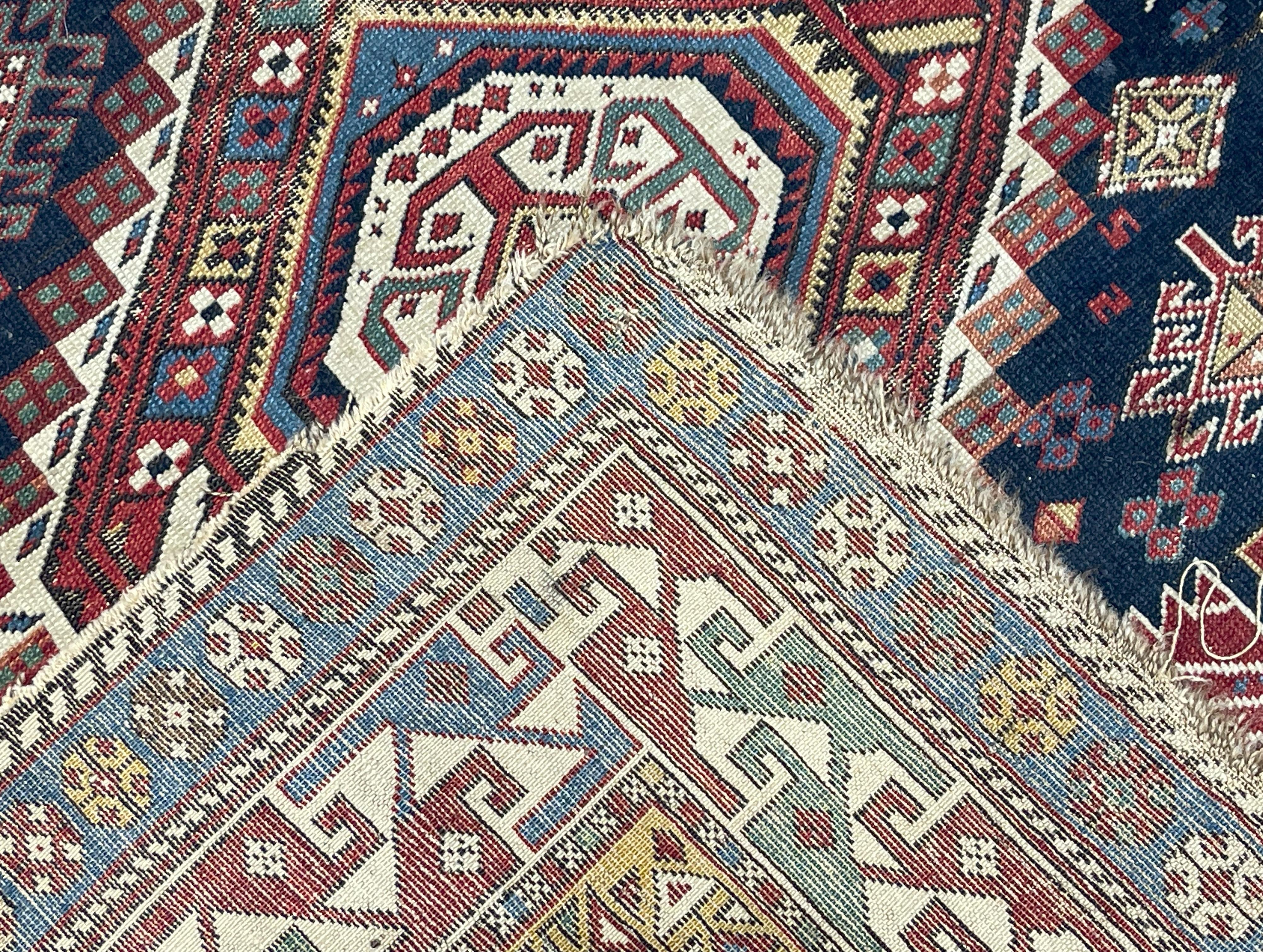 Laine Tapis ancien caucasien Shirvan 4'0