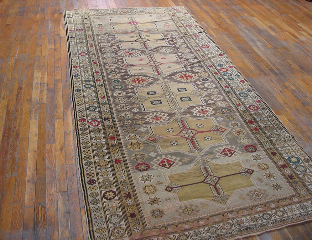 Late 19th Century Caucasian Shirvan Carpet ( 4'10
