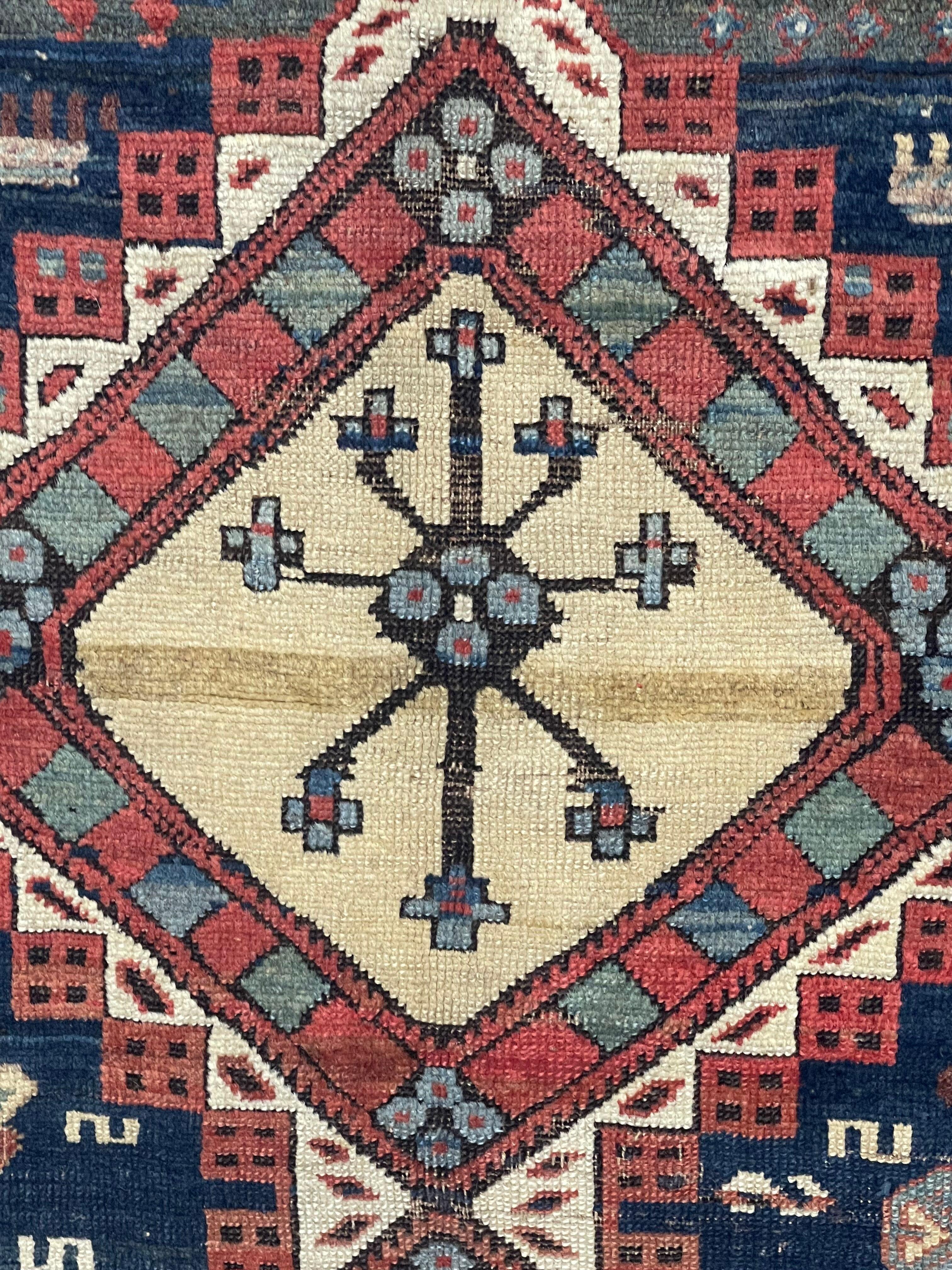 Ancien tapis caucasien Shirvan 4'5