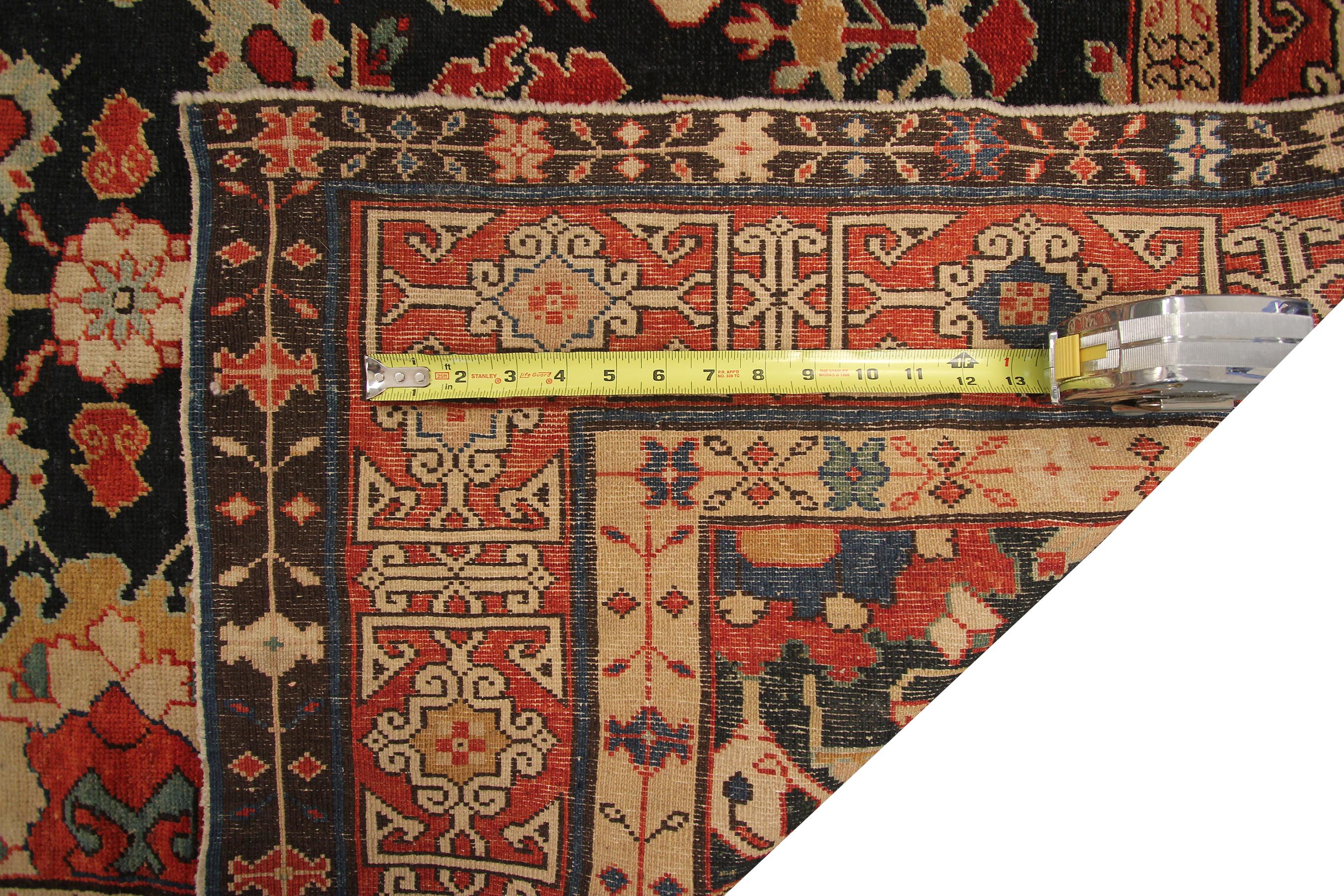 Antiker kaukasischer antiker Schirwan-Teppich Antiker Schirwan-Teppich Bold Geometrischer Schwarz, 1920 3