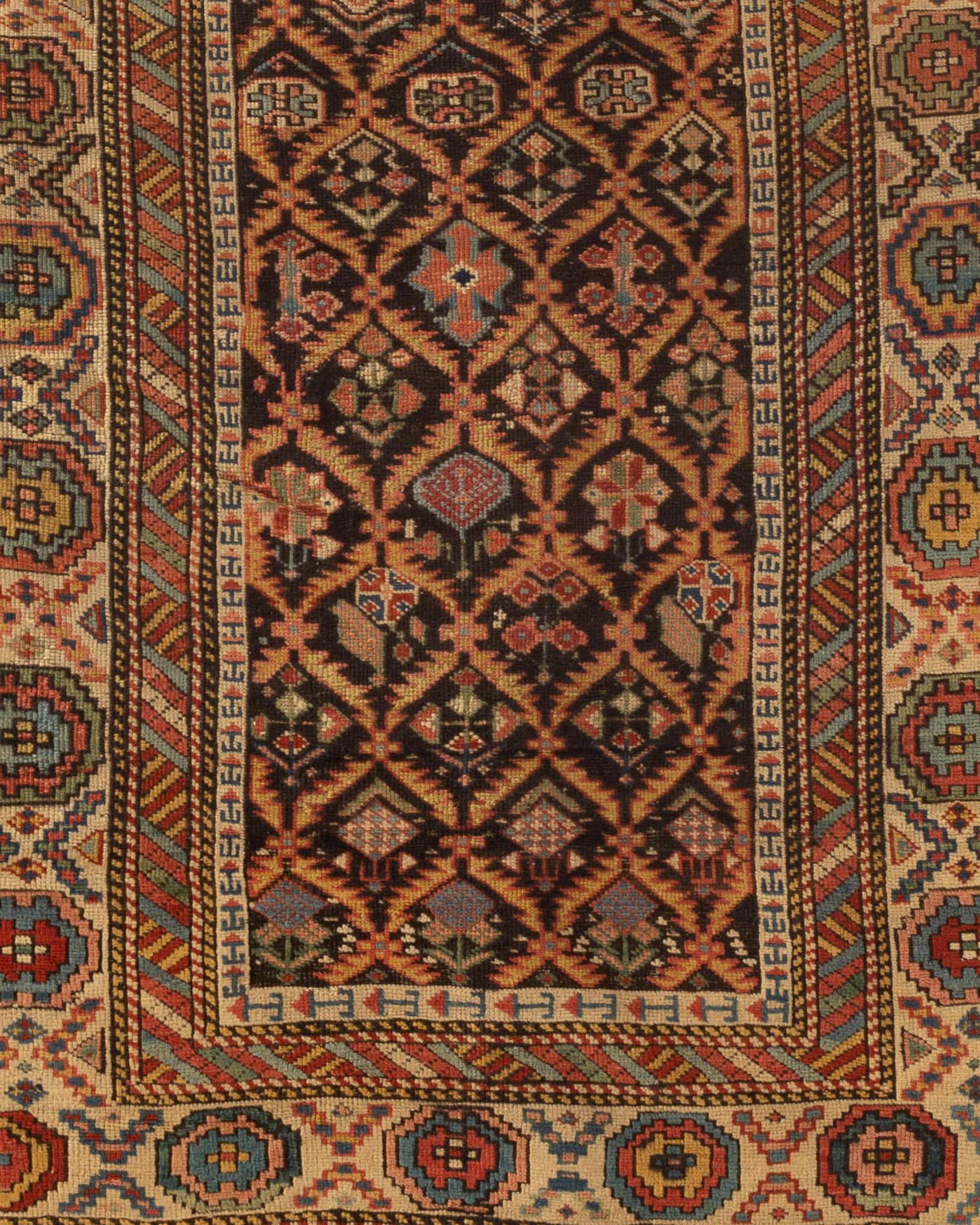 Antiker kaukasischer Schirwan-Teppich, um 1880 (Handgewebt) im Angebot