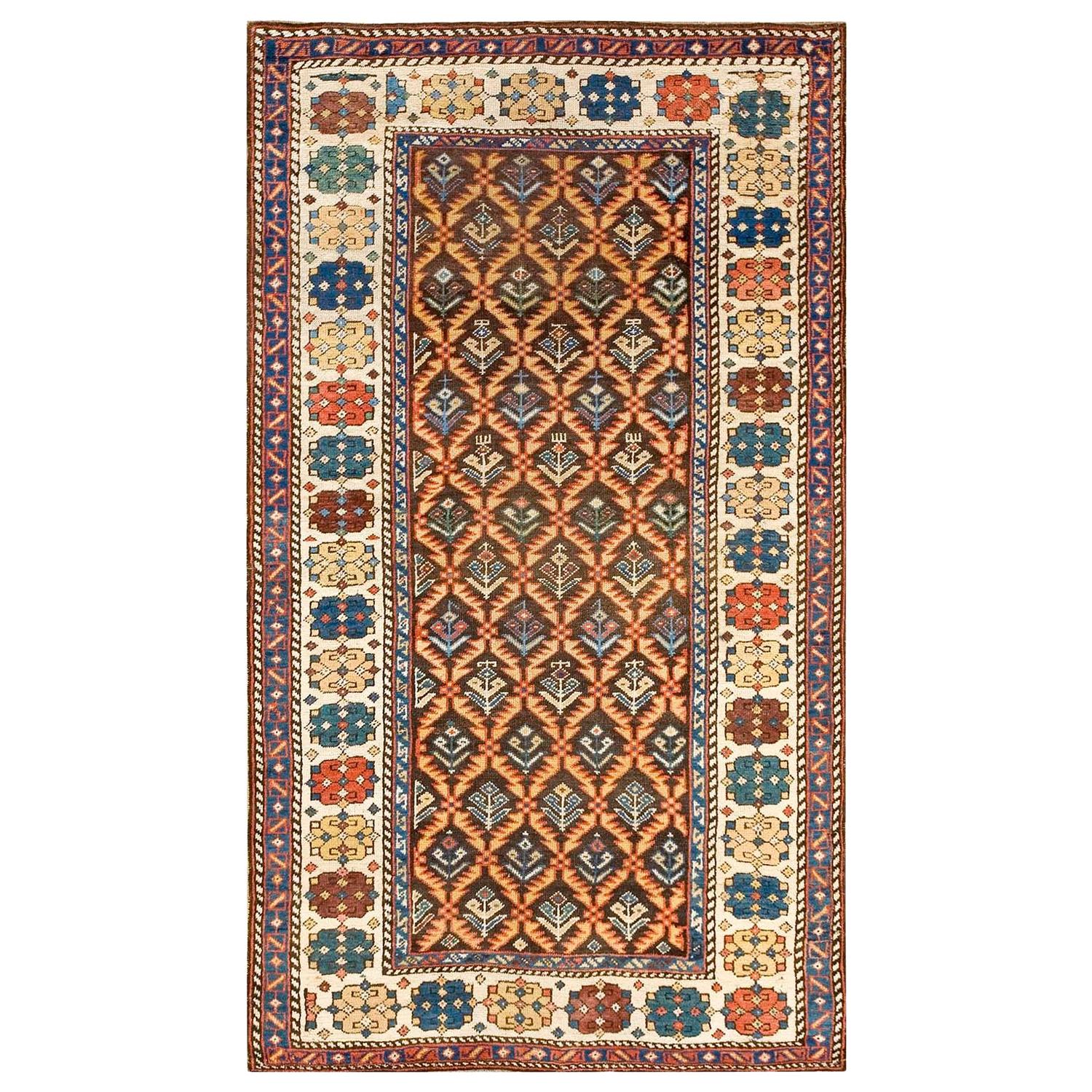 Kaukasischer Karabagh-Teppich des späten 19. Jahrhunderts ( 3''10 x 6''6 - 116 x 198)