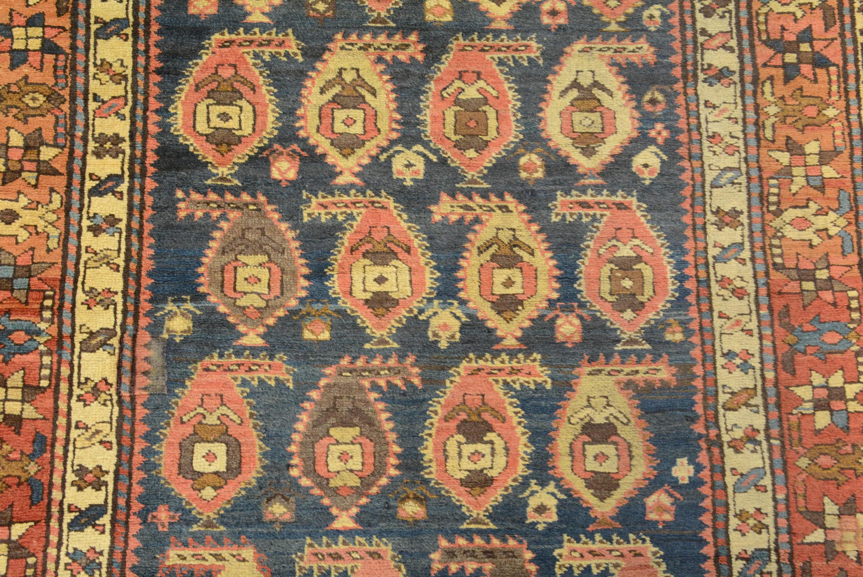 Tribale Antico runner caucasico Shirvan in vendita