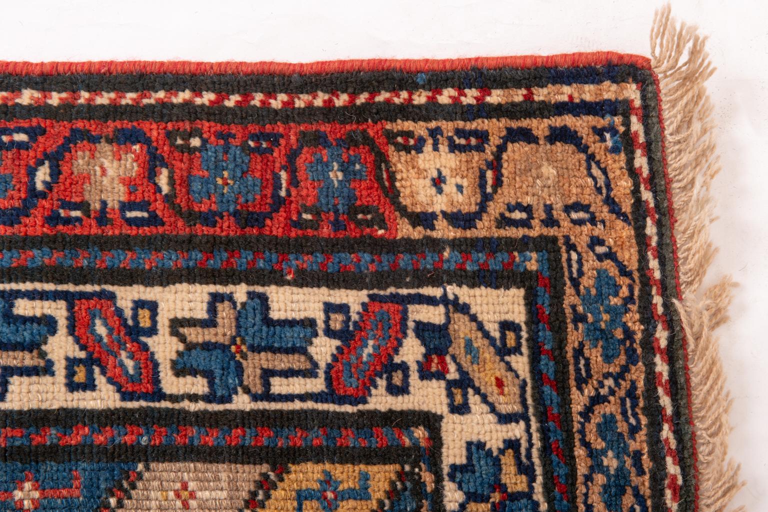 Antique Caucasian Shirvan Runner In Good Condition For Sale In Alessandria, Piemonte