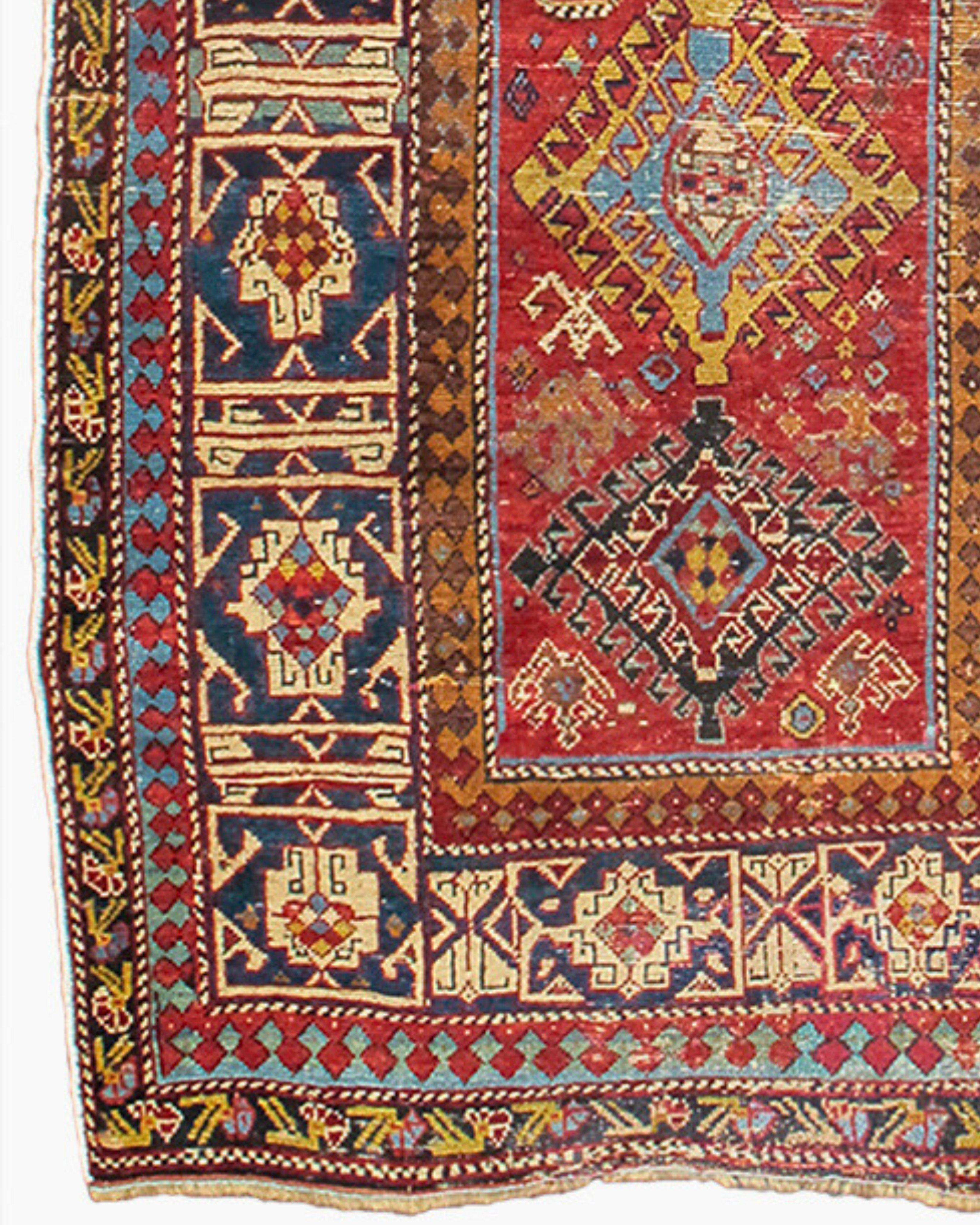 Tapis de couloir Shirvan caucasien ancien, milieu du 19e siècle Bon état - En vente à San Francisco, CA