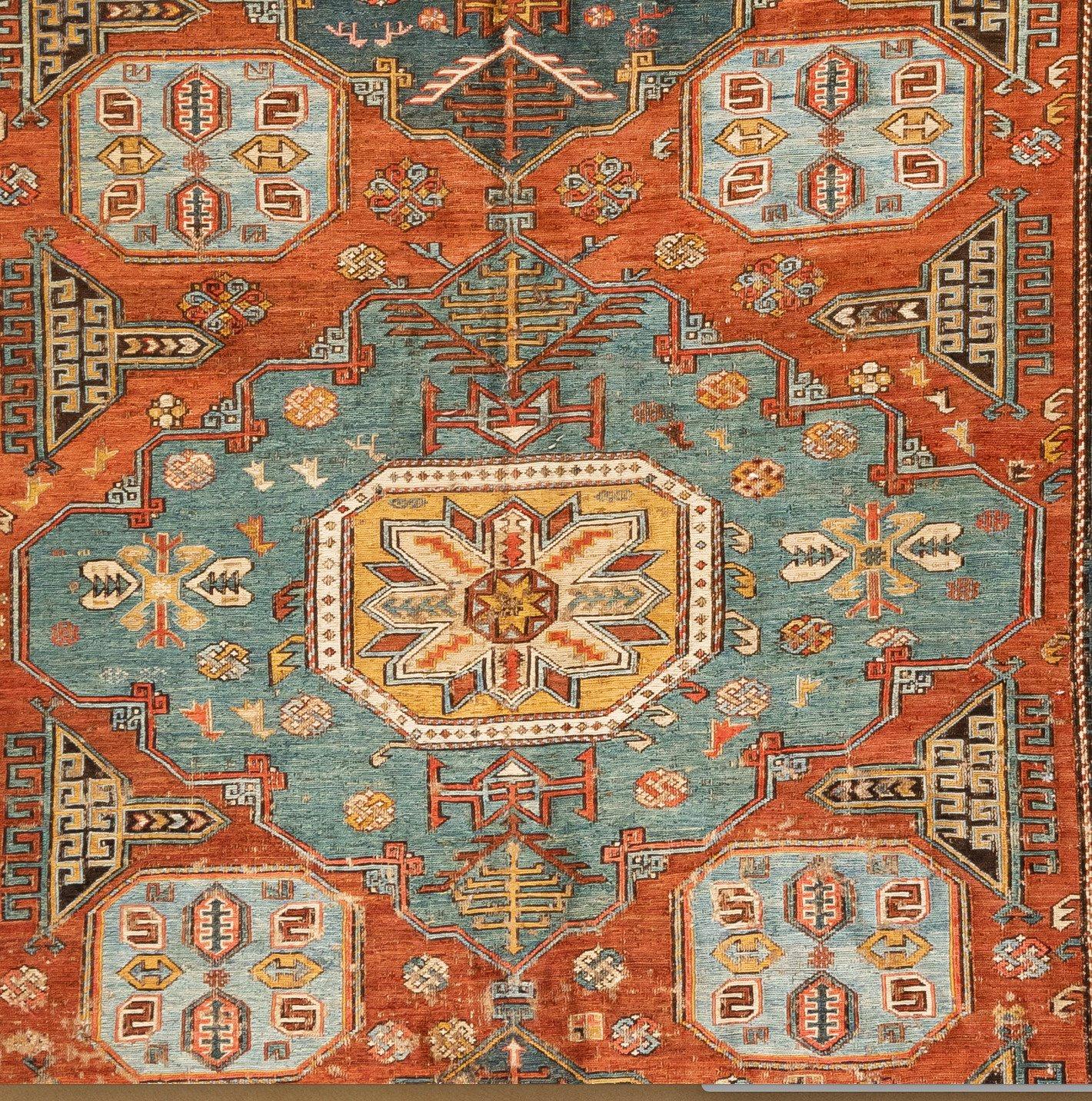Sumak Tapis Soumak géométrique caucasien ancien jaune rouille et bleu clair, vers 1880-1900 en vente