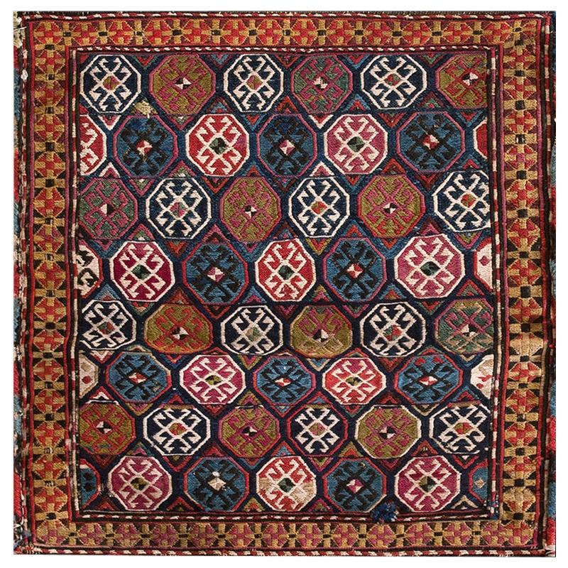 Antiker kaukasischer Soumak-Teppich