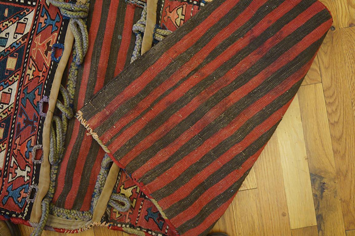 Persische Soumak-Cargo-Taschen des frühen 20. Jahrhunderts ( 1'' 4 x 4'' 4 - 40 x 132) im Angebot 1